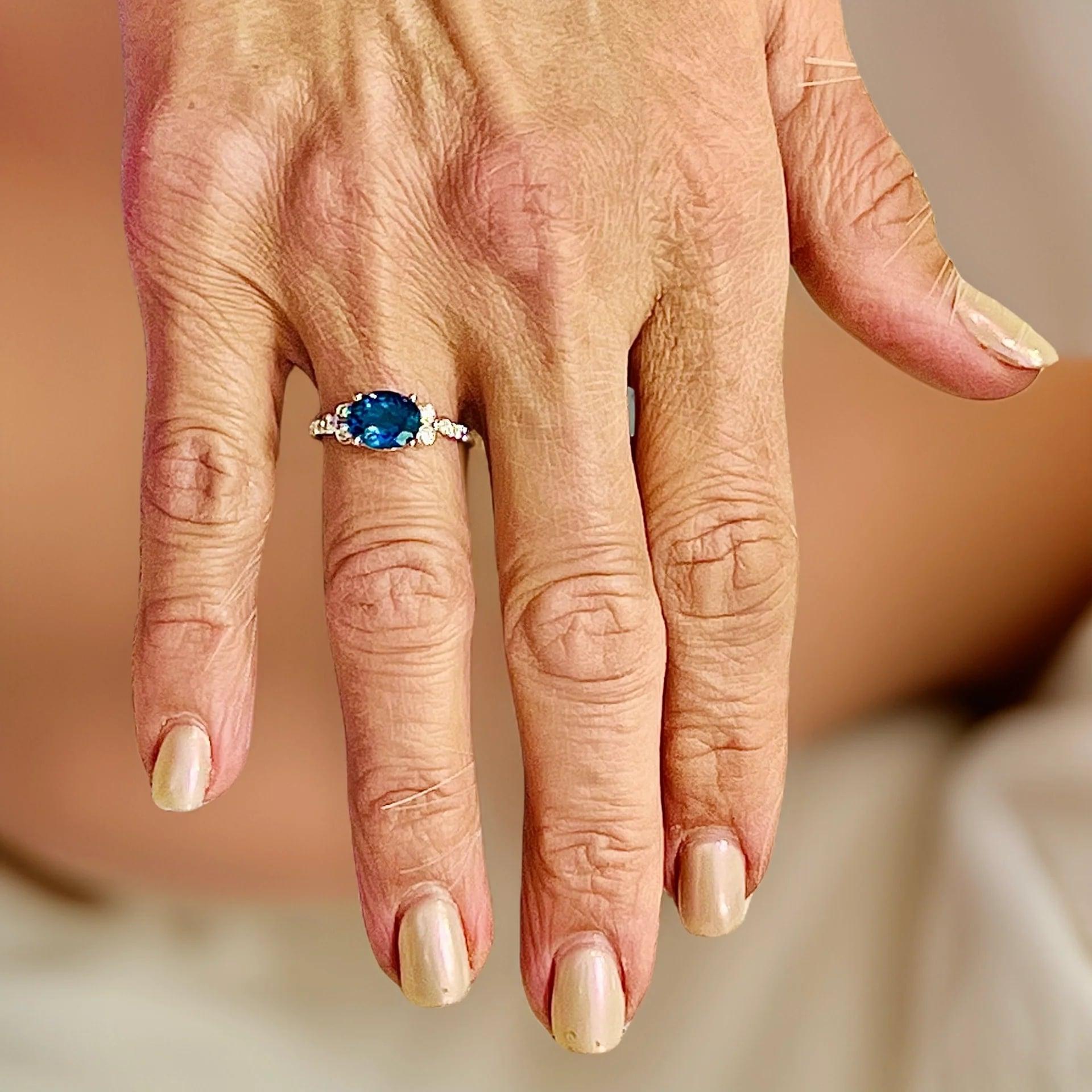 Anillo de Diamantes Topacio Natural 6,5 Oro de 14k W 2,63 TCW Certificado en venta 2