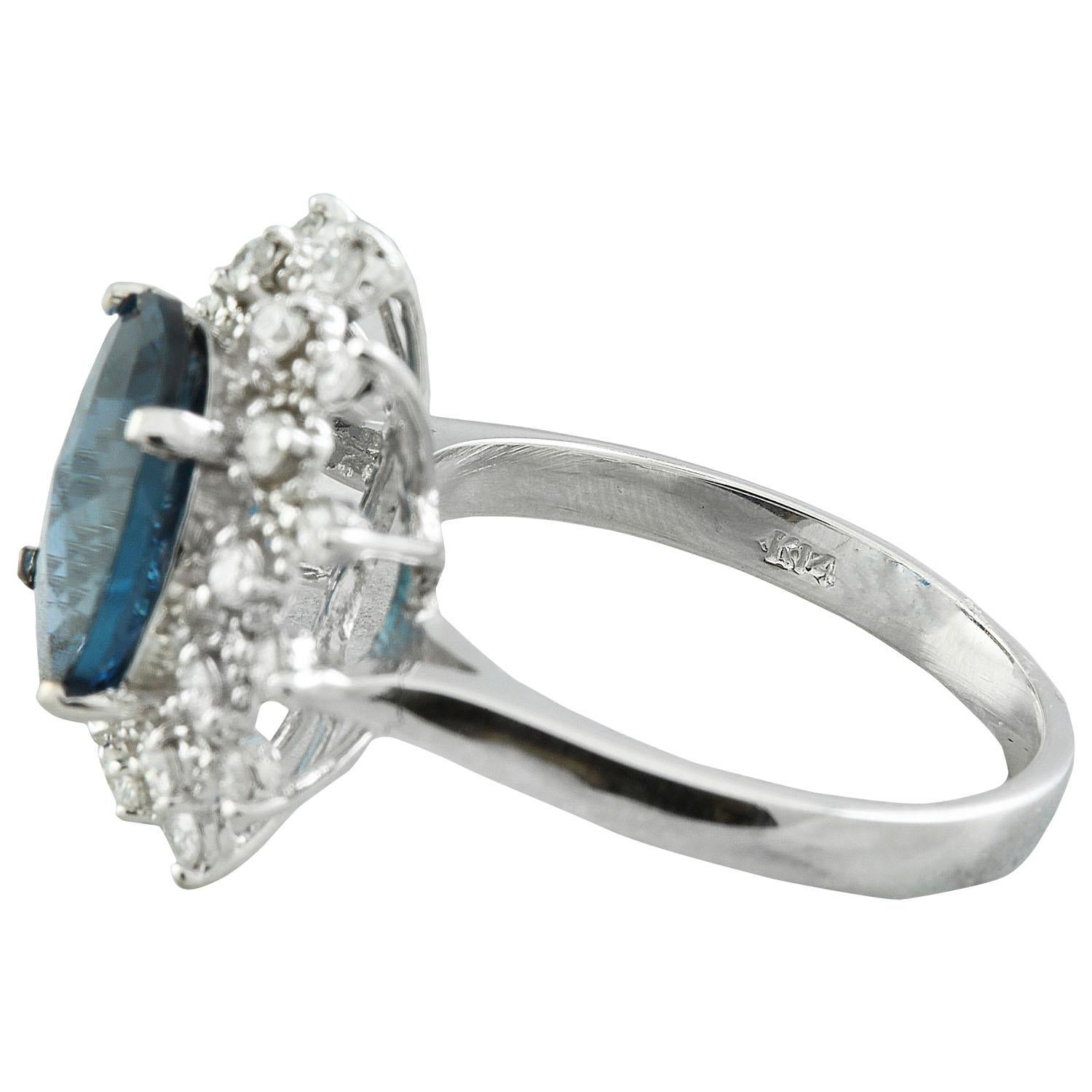 Natural Topaz Diamond Ring In 14 Karat White Gold  In New Condition For Sale In Los Angeles, CA