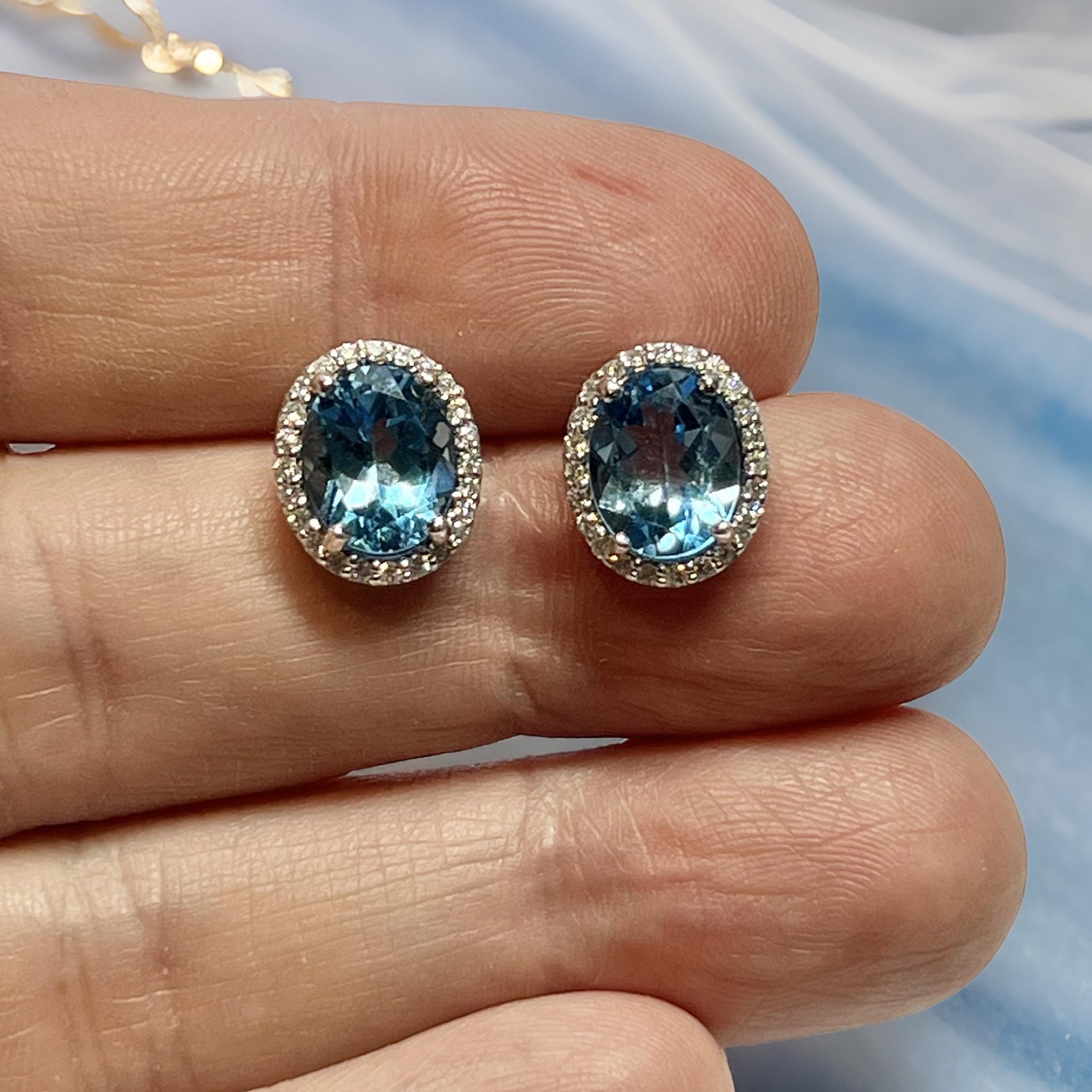 Taglio ovale Orecchini con diamanti di topazio naturale in oro 14k W certificati 6,98 TCW in vendita