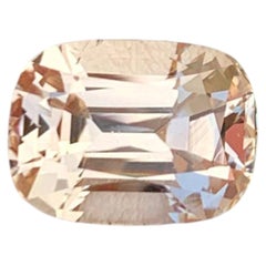 Natürlicher Topas-Edelstein: 10.90 Karat im Kissenschliff aus Pakistan