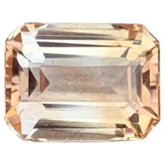 Topacio natural: 3.10 quilates talla esmeralda, piedra de nacimiento de noviembre