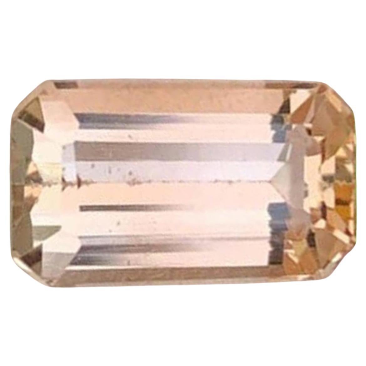 Natürlicher Topas Edelstein: 3,61 Karat Goldgelbe Farbe November Geburtsstein