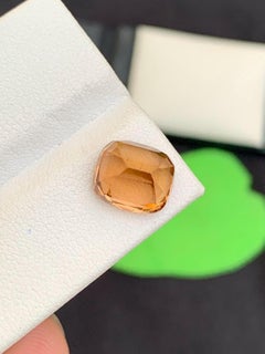 Natural Topaz Gemstone: 4.81 Carat Golden Color Faceted Cushion Cut For Jewelry