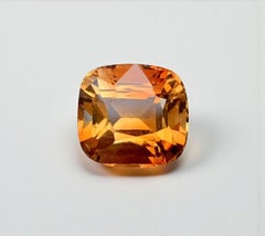 Topaze Naturelle : 5.90 Carat Cushion Cut, Pierre de naissance du mois de novembre