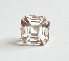 Topaze Naturelle : 8.70 Carat Asscher Cut From Pakistan