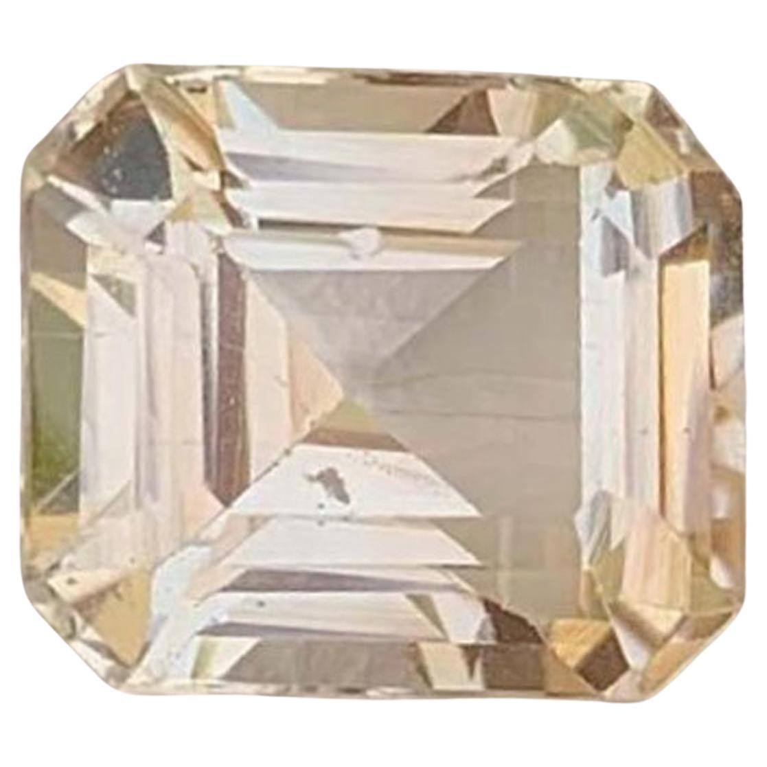 Natürlicher Topas Edelstein: Goldener Smaragd-Schliff, 4.87 Karat