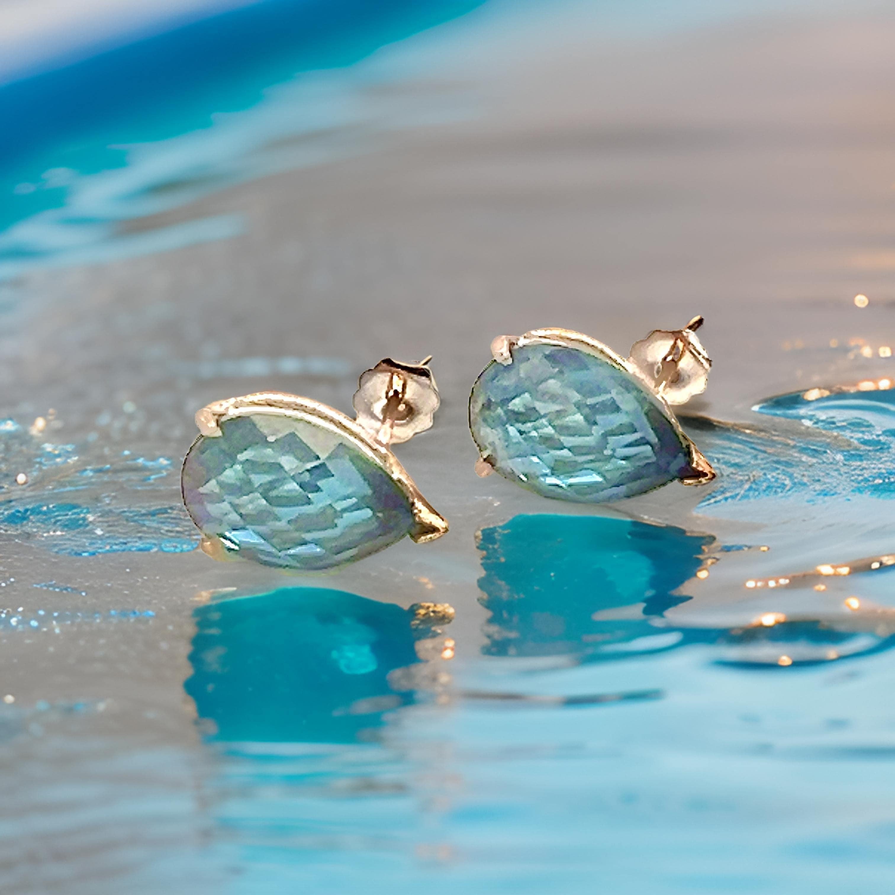 Orecchini con perno di topazio naturale in oro 14k W 12,50 carati certificati In condizioni Nuovo in vendita a Brooklyn, NY