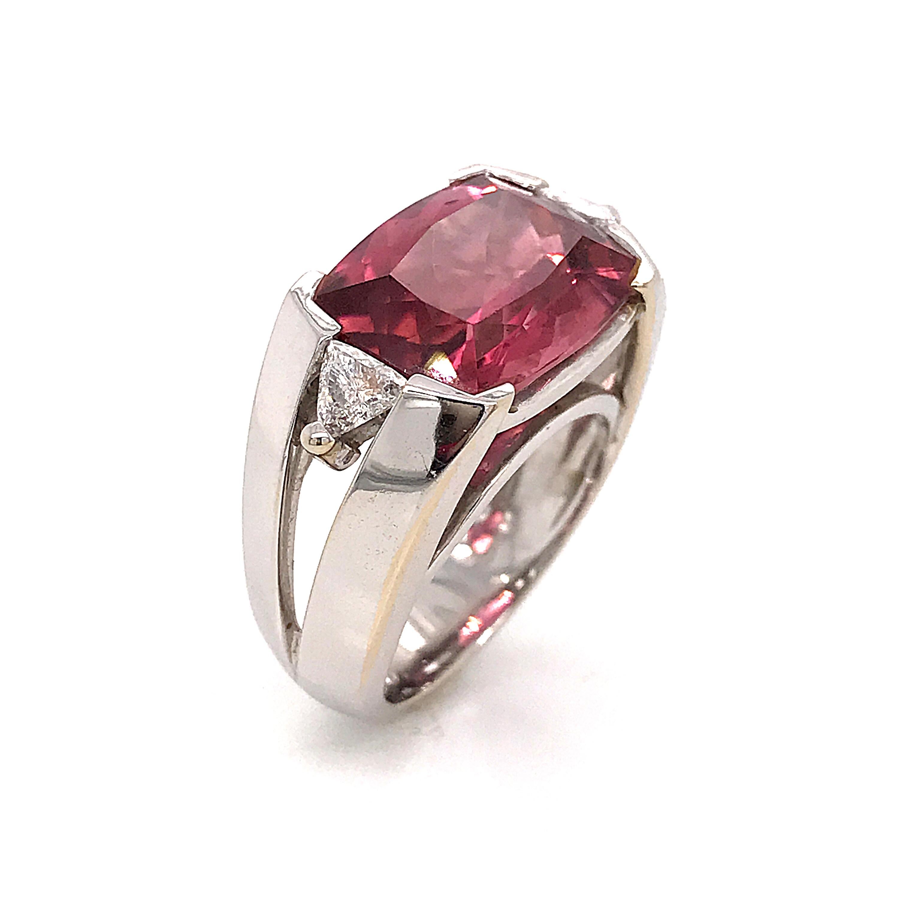 Contemporary Natural Tourmaline Cushion Shape and Diamonds Triangle Shape on White Gold 18K