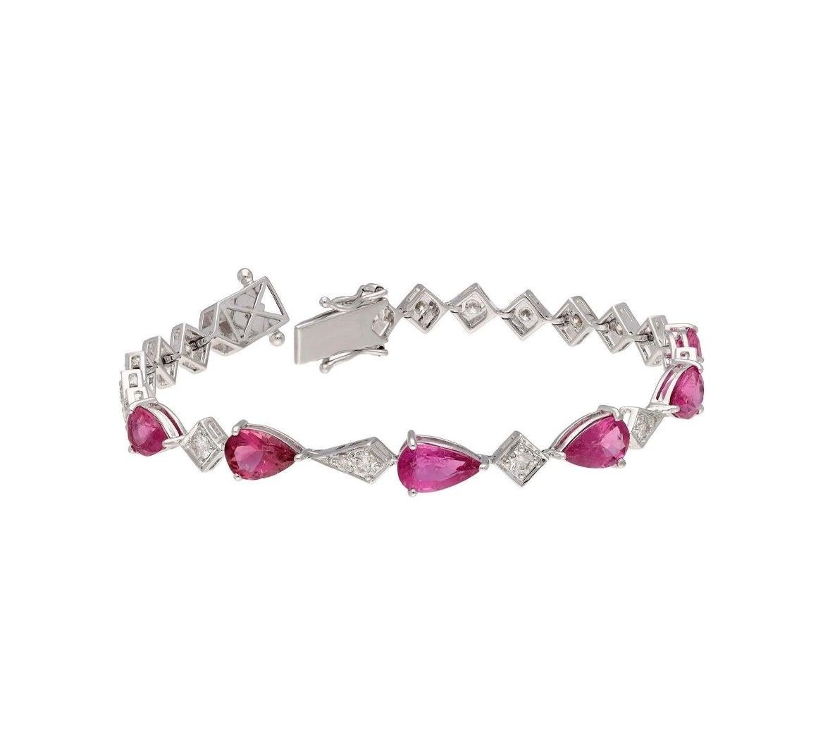 Natürliches Turmalin-Diamant-Armband in 18k Gold im Zustand „Neu“ im Angebot in jaipur, IN