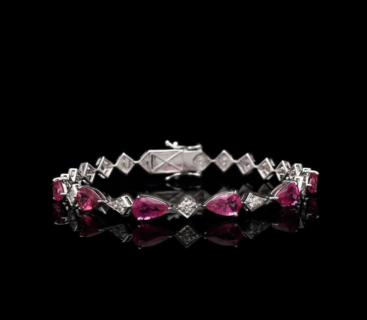 Natürliches Turmalin-Diamant-Armband in 18k Gold Damen im Angebot