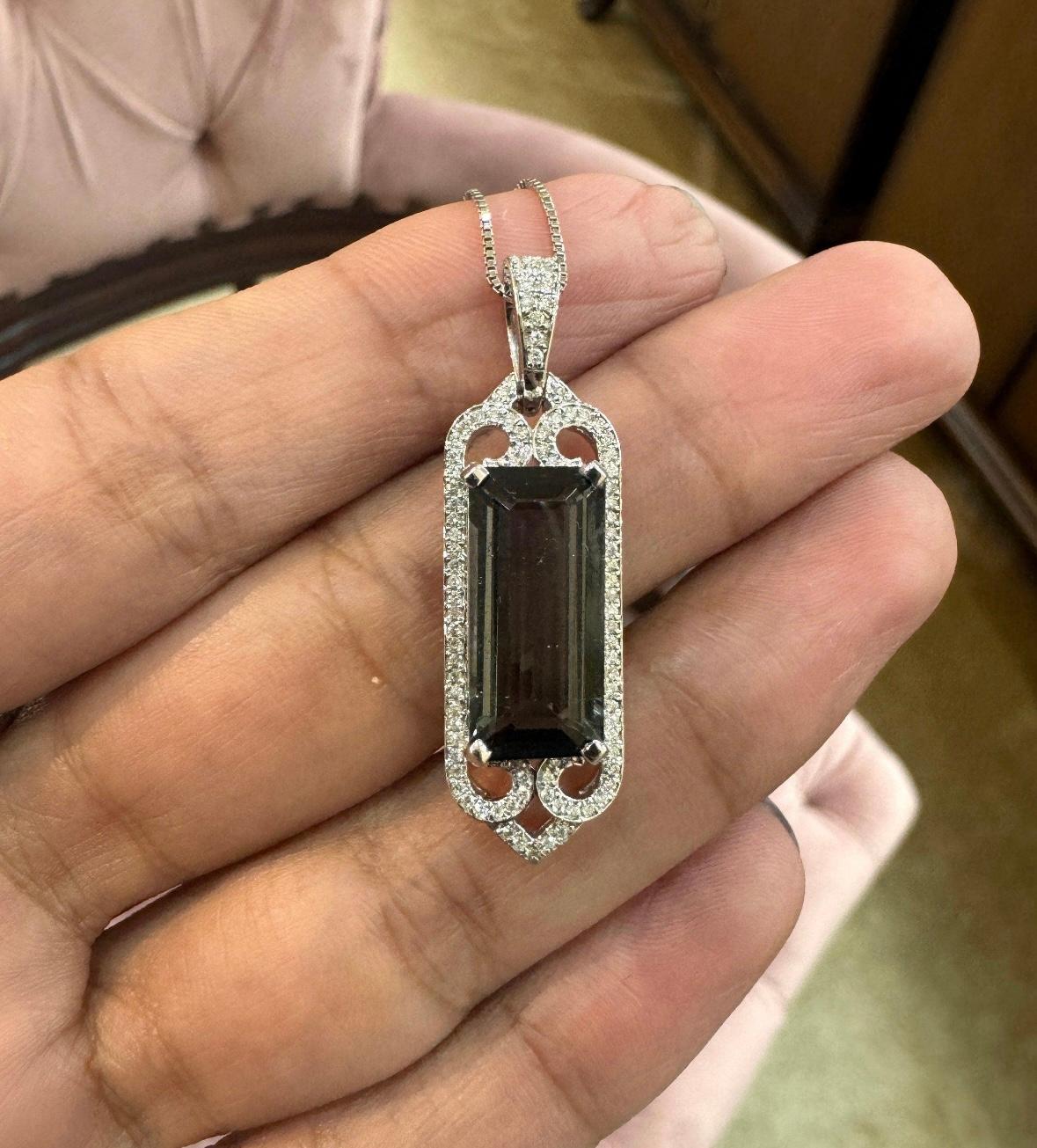 Pendentif en or 14k avec tourmaline naturelle et diamant Pour femmes en vente
