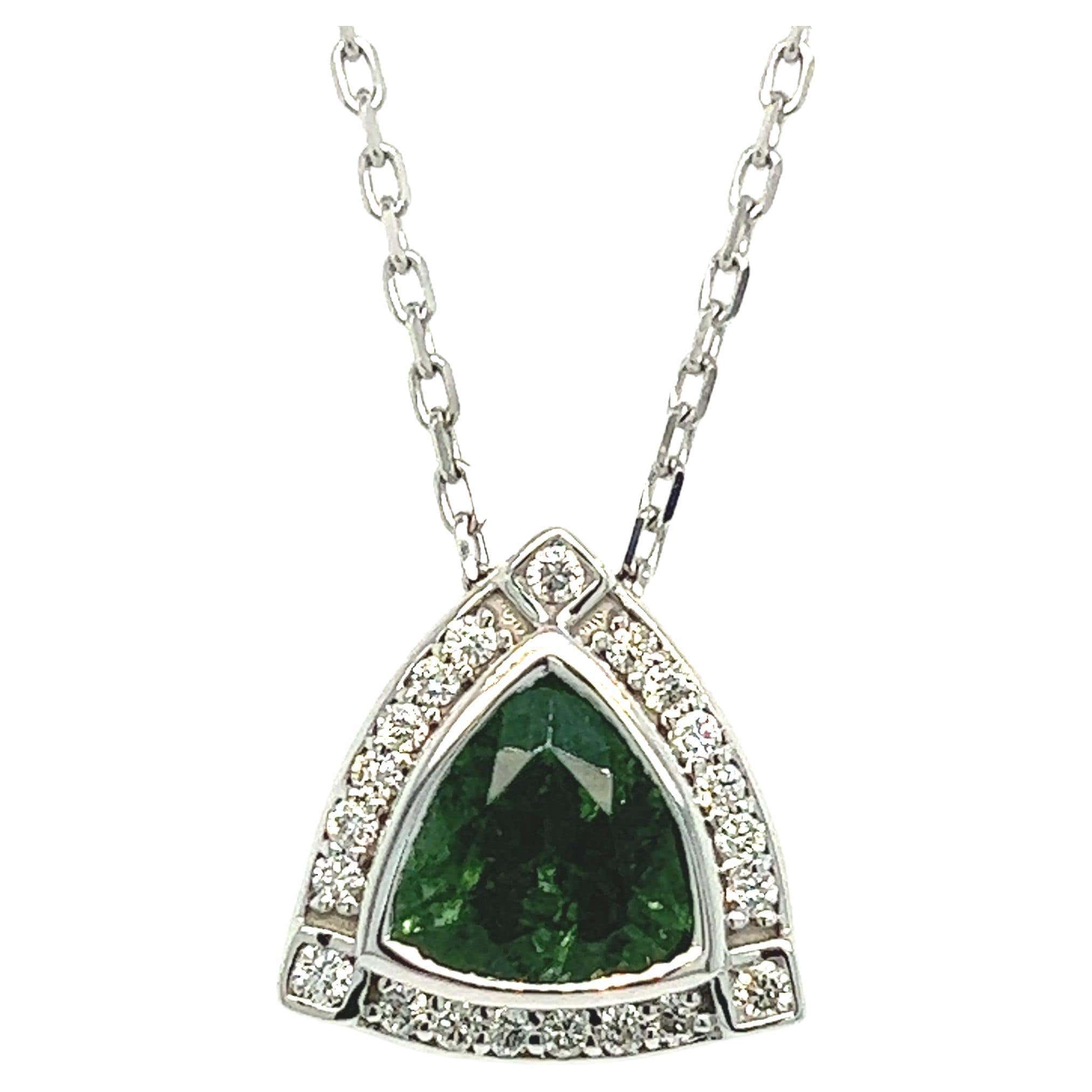 Natural Green Jade Coin Pendant Necklace, 6-20mm Round Beads, 17.5-inch, Sterling Silver Plated, Handmade