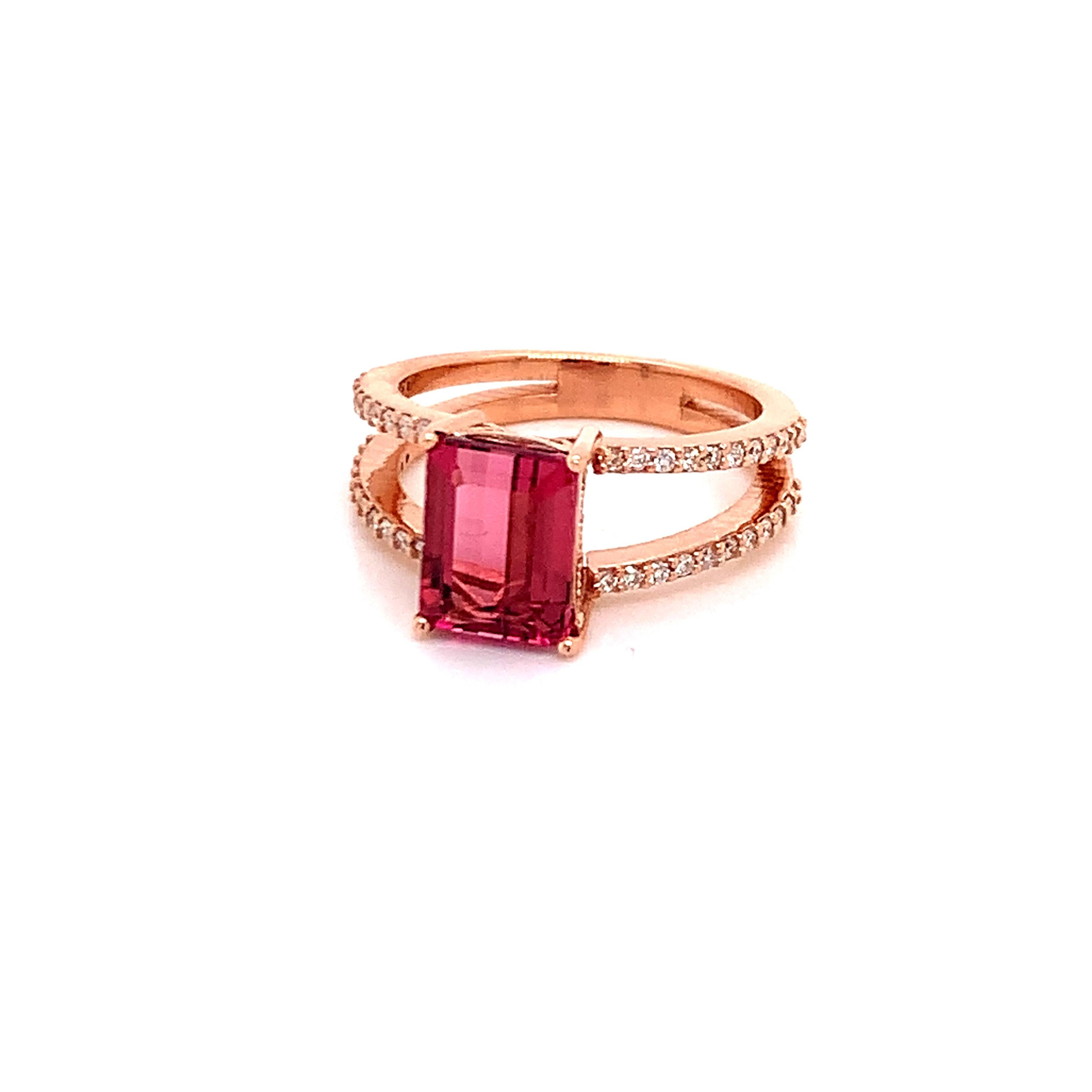Natural Tourmaline Diamond Ring 14k Rose Gold 2.2 TCW Certified In New Condition For Sale In Brooklyn, NY