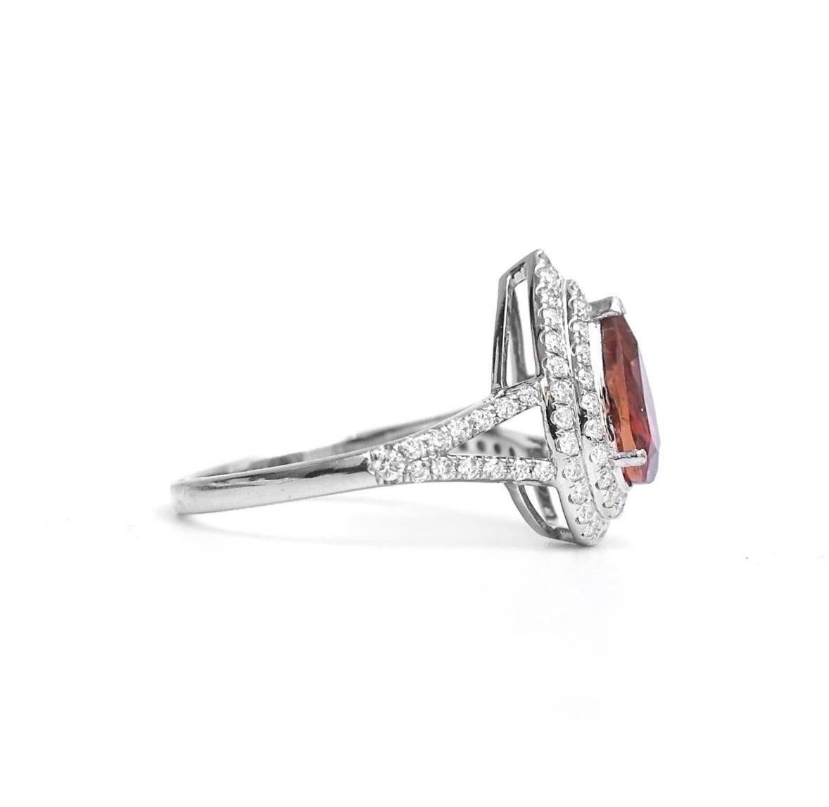 Anillo de diamantes con turmalina natural en oro de 18 quilates en Nuevo estado para la venta en jaipur, IN