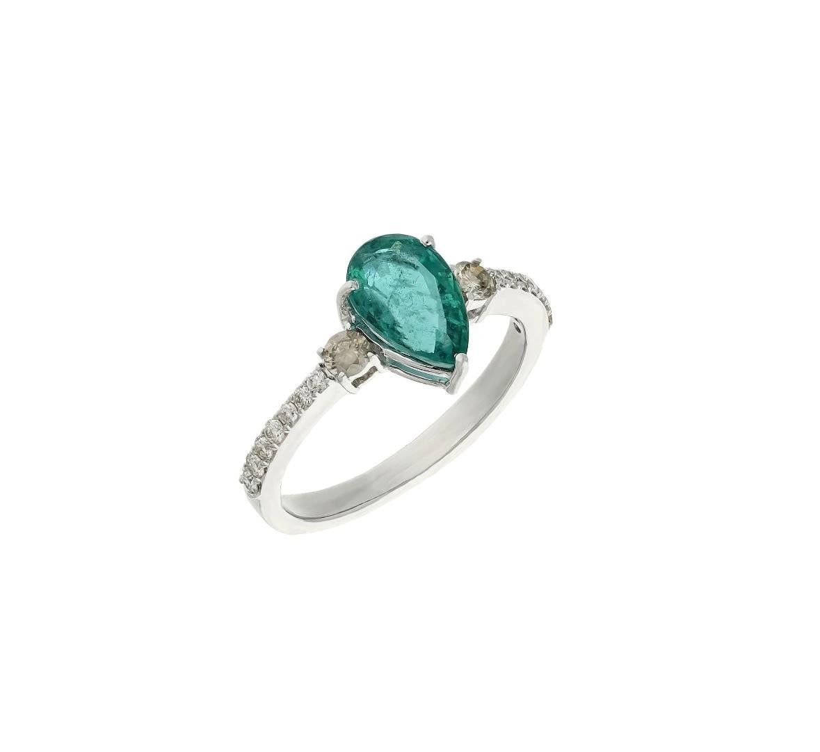 Women's Natural tourmaline diamond ring in 18k gold For Sale