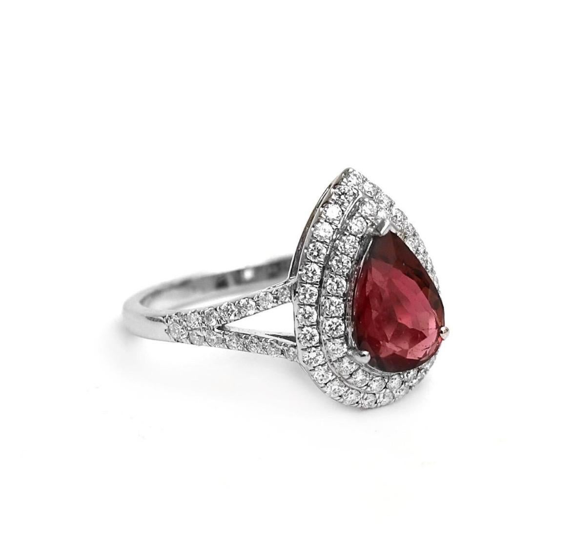 Anillo de diamantes con turmalina natural en oro de 18 quilates en venta 1