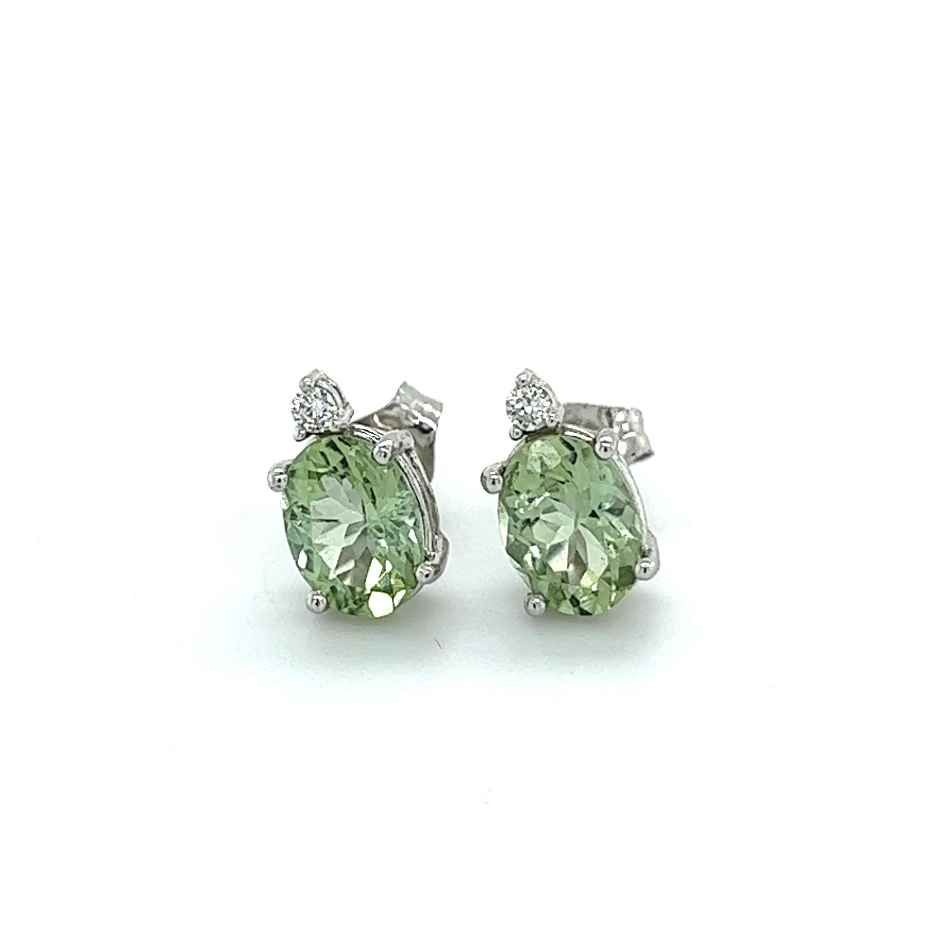 Clous d'oreilles en or 14 carats avec tourmaline naturelle et diamants certifiés TCW de 1,76 carat  Pour femmes en vente