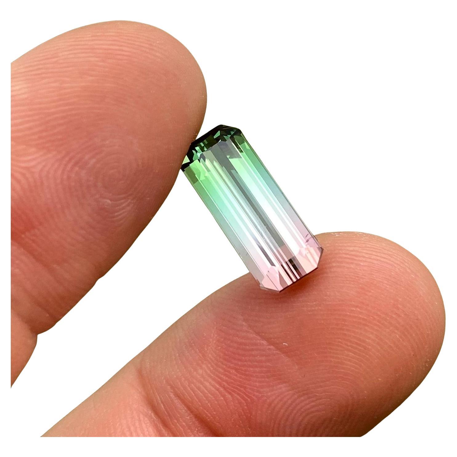 Natürlicher Turmalin Edelstein 5,69 kt, Oktagon-Schliff, Afghanistan, Zertifikat