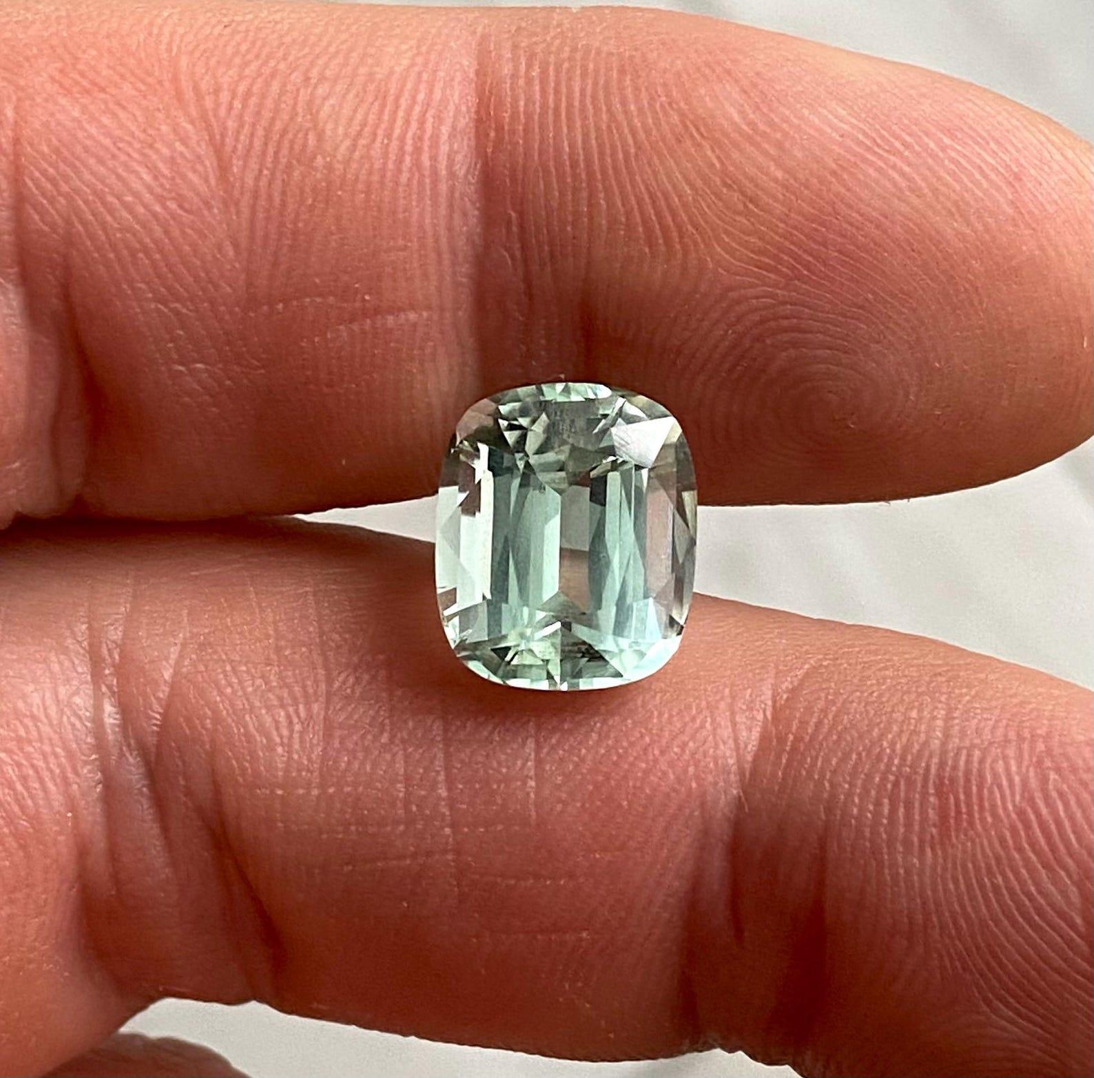 Tourmaline naturelle de haute qualité, couleur rare bleu-vert 7.32 carats Neuf - En vente à Daugavpils, LV