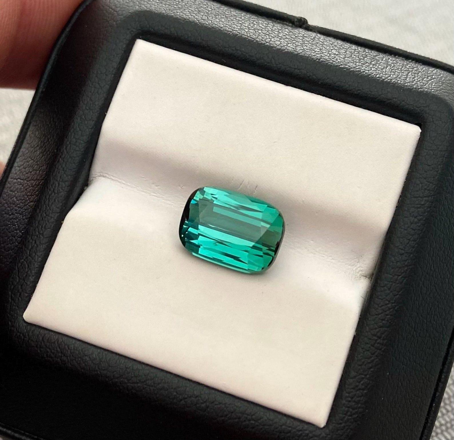 Gemma sfusa di tormalina naturale Lagoon 4,60 Ct. Taglio a cuscino, Afghanistan in vendita 5