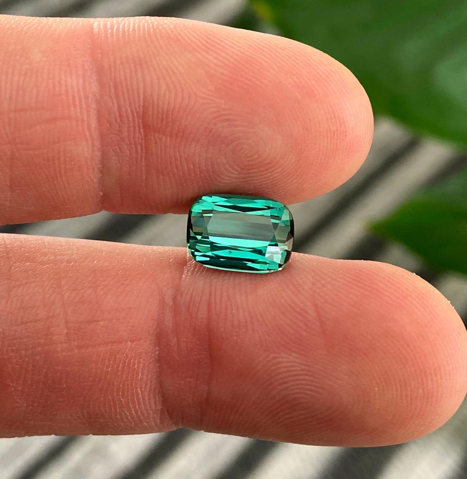 da uomo o donna Gemma sfusa di tormalina naturale Lagoon 4,60 Ct. Taglio a cuscino, Afghanistan in vendita