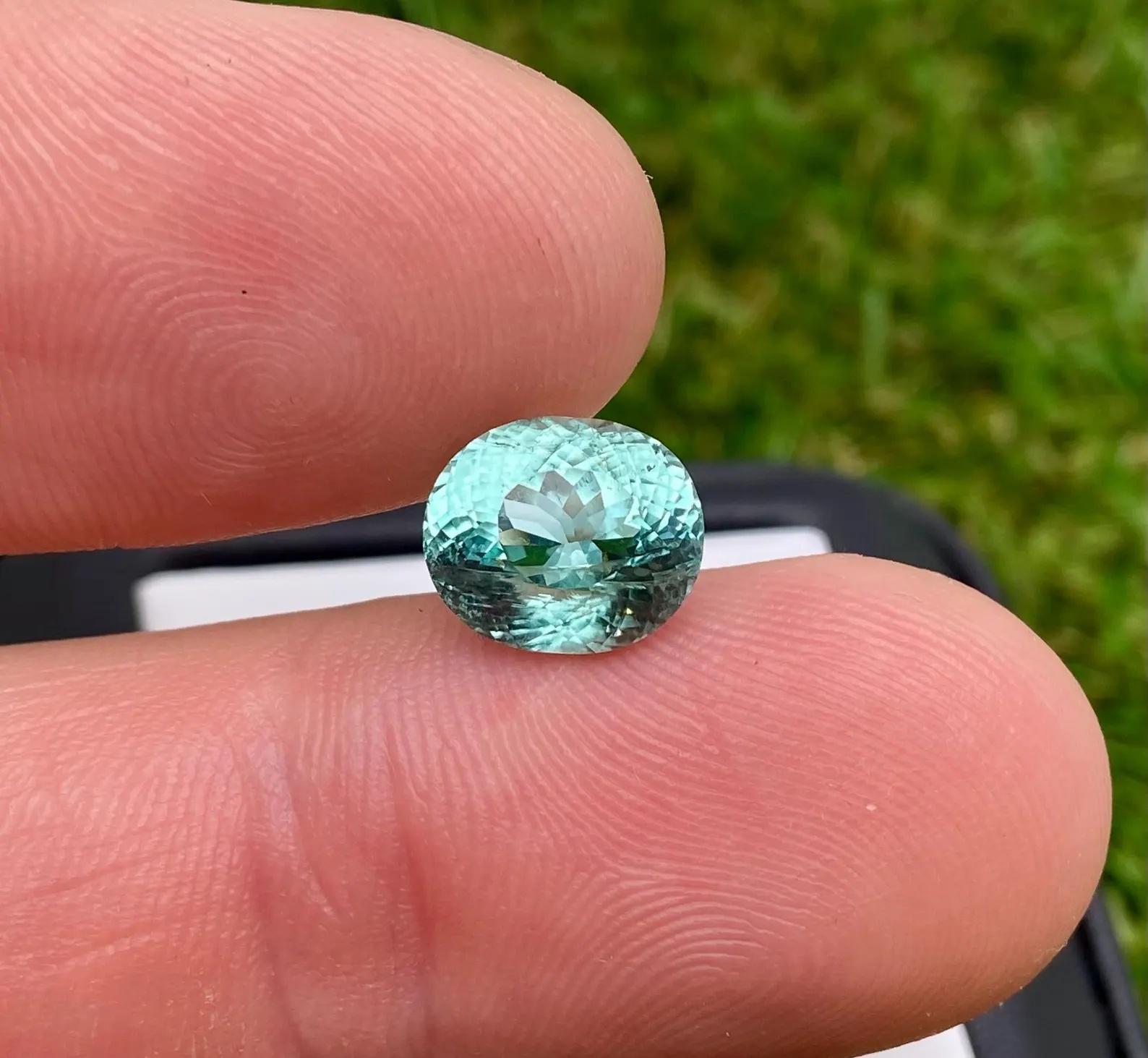 Tourmaline Naturelle Pierre en vrac Couleur bleu-vert, Certificat, Origine Nigeria !

Couleur de la pierre : Bleu-vert
Type de pierre précieuse : Tourmaline
Taille de la pierre : 10,13x8,537,12 mm.
Qualité de la coupe : Excellente
Clarté/Niveau :