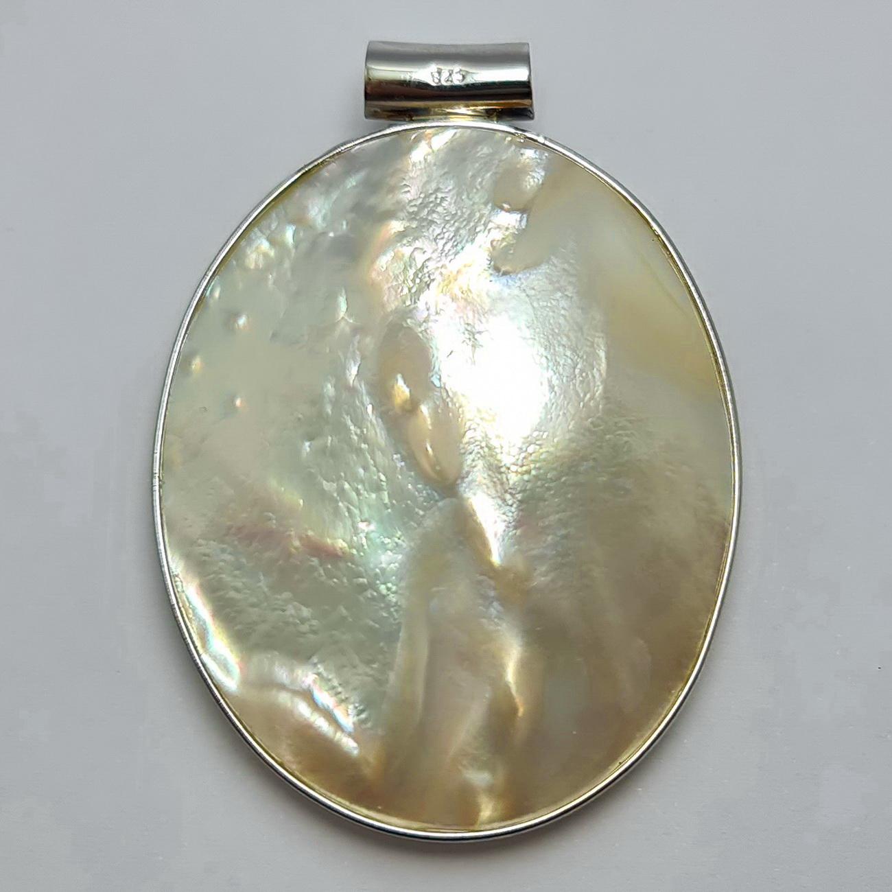 Natürlicher Turmalin-Perlmutt-Sterling-Silber-Anhänger für Damen oder Herren im Angebot