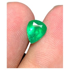 Esmeralda verde transparente natural de 1,50 quilates, talla pera, gema suelta de Swat