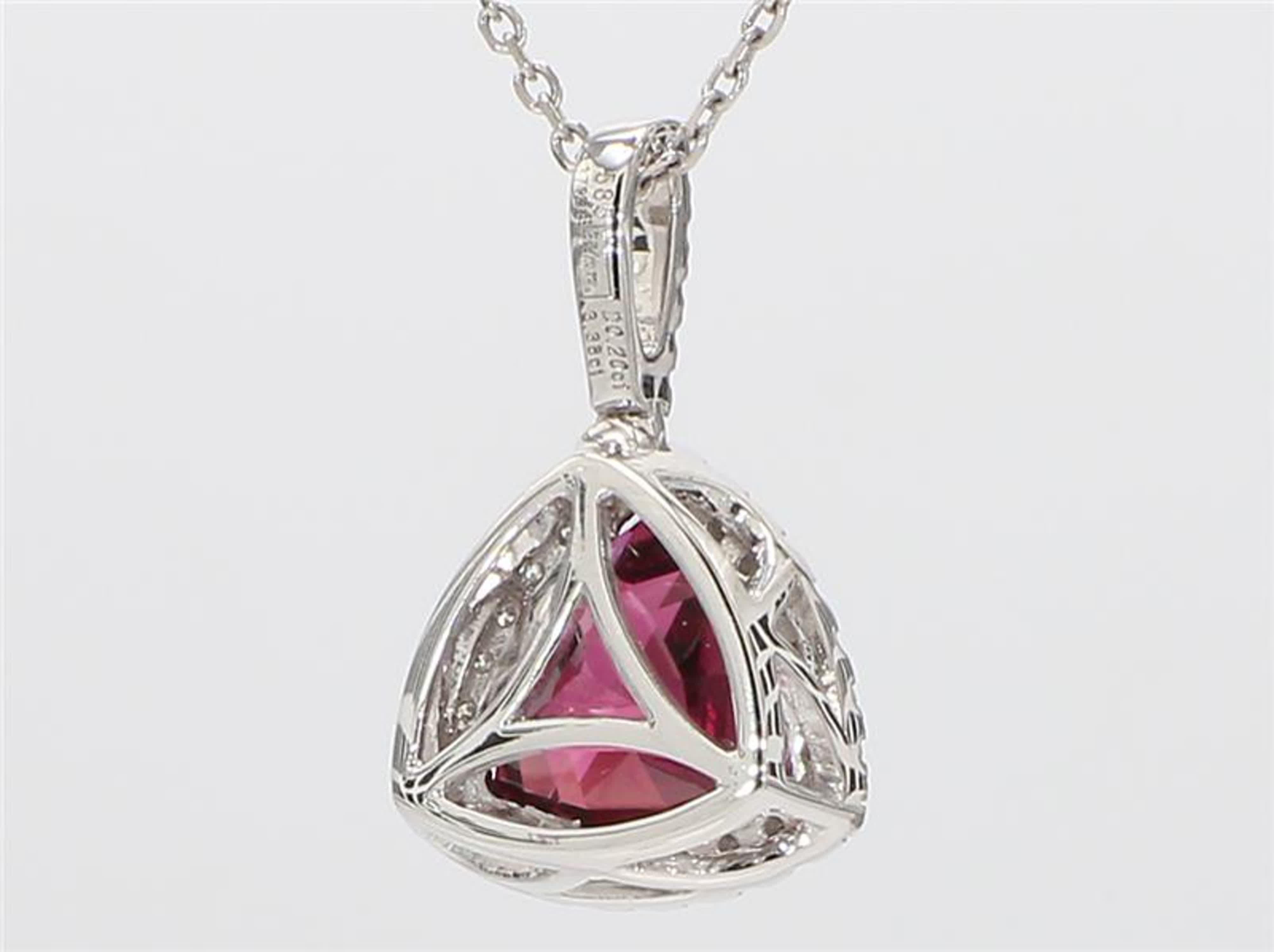 Natural Trilliant Garnet and White Diamond 3.58 Carat TW White Gold Pendant In New Condition In New York, NY