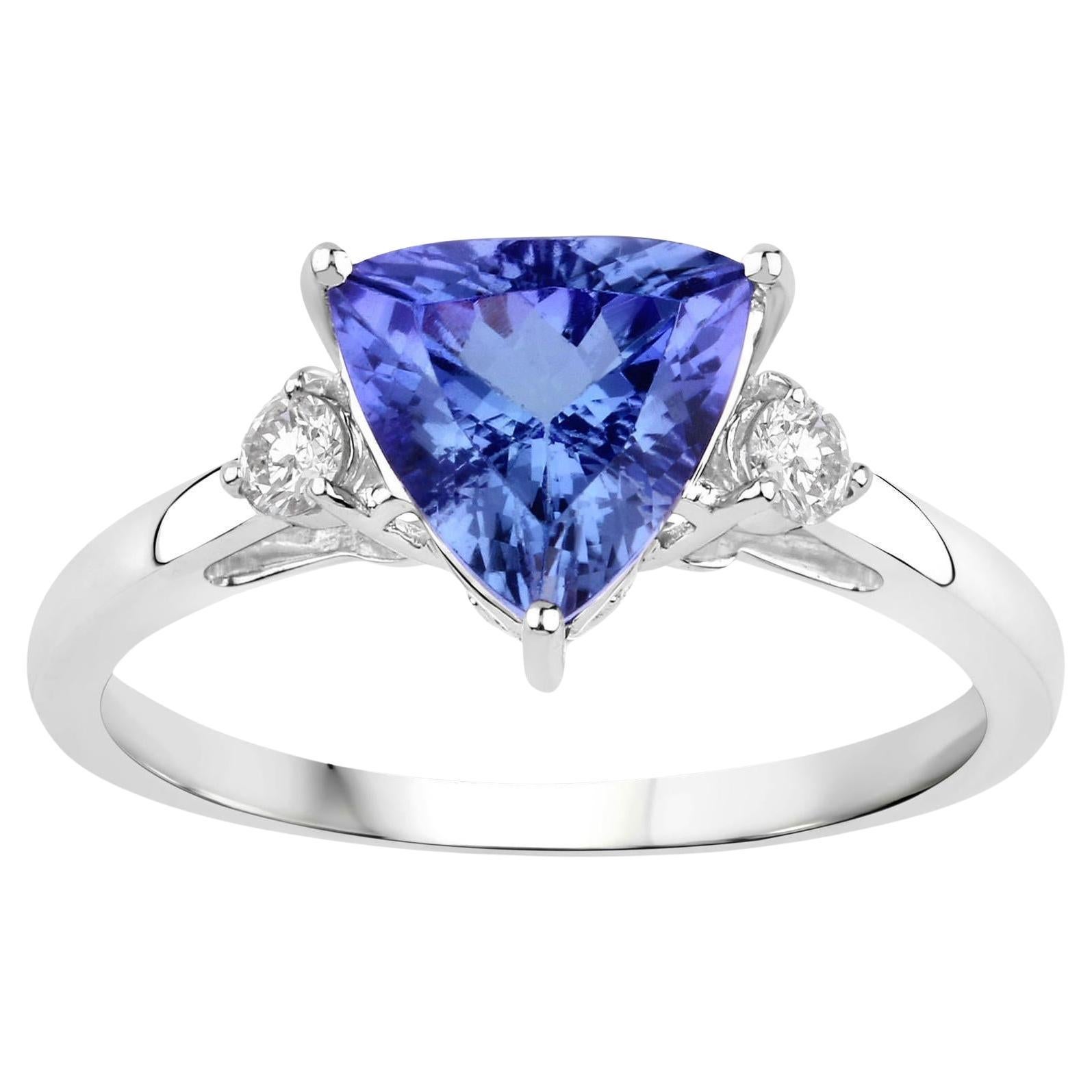 Anillo de tanzanita natural talla trillón Diamantes laterales Oro blanco de 14 quilates
