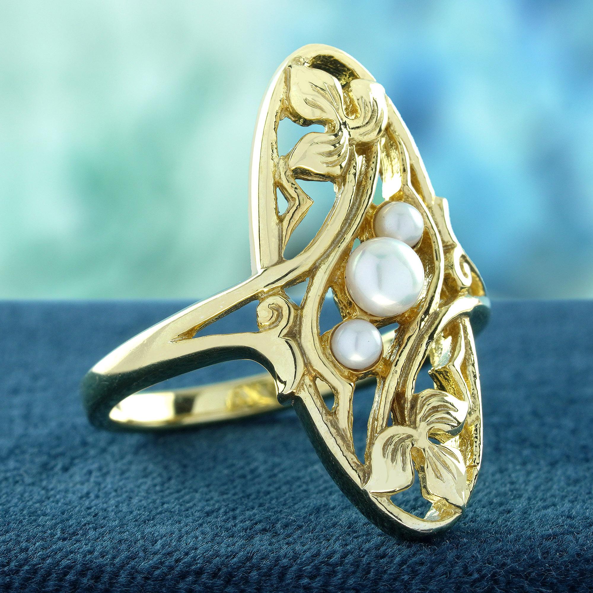 Edwardian Natural Triple Pearl Vintage Style Cocktail Ring in Solid 9K Yellow Gold For Sale