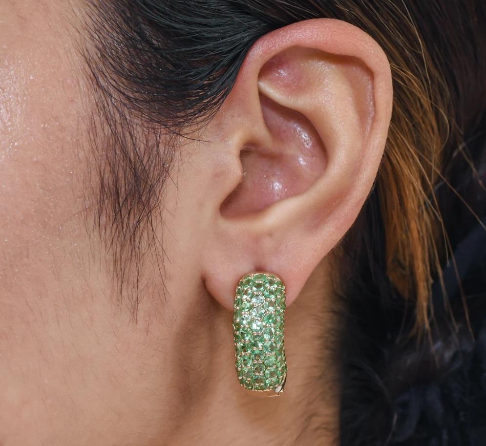Natural tsavorite earrings in 14k gold in vendita 5