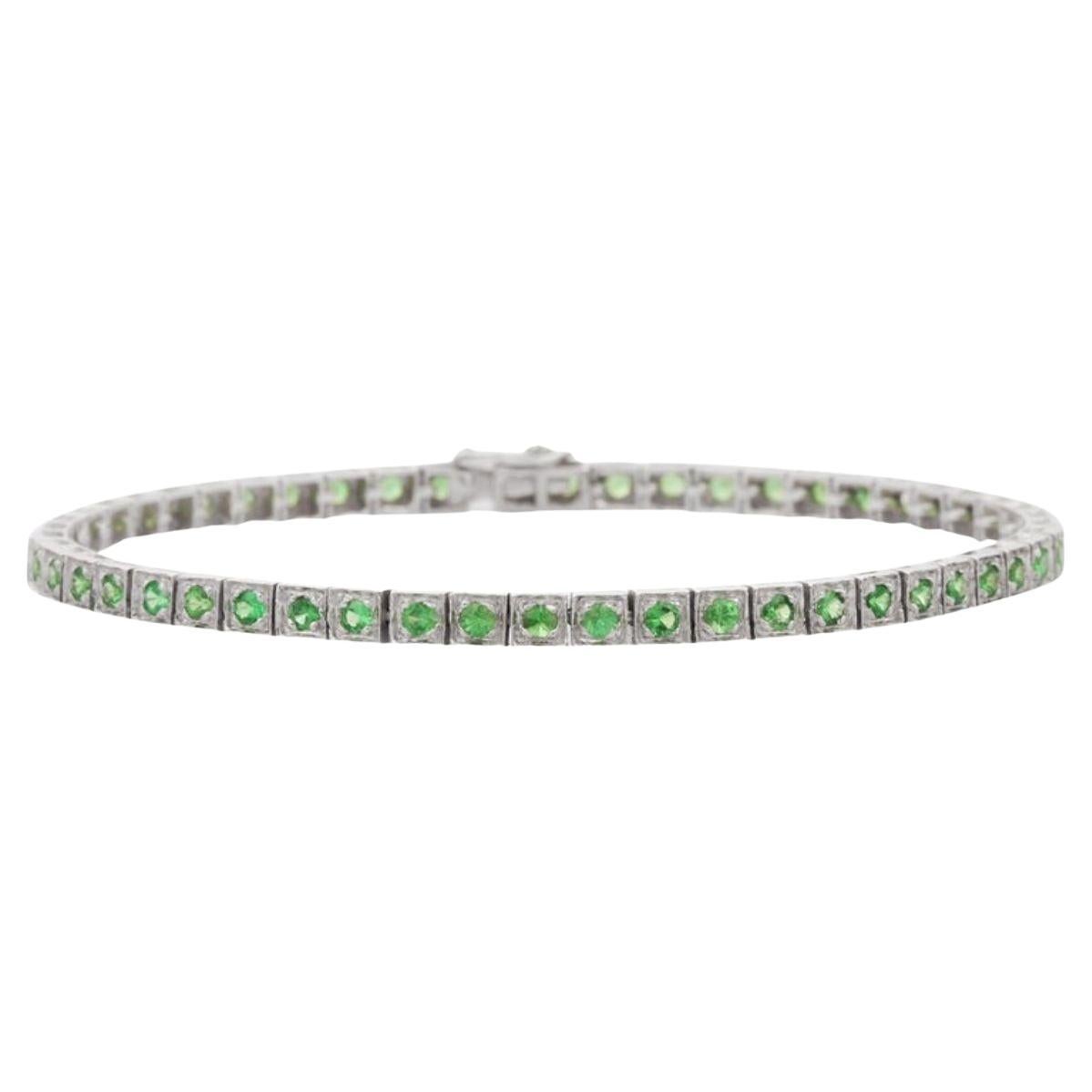 Natürliches Tsavorit-Tennisarmband aus 18 Karat massivem Weißgold, Nieten