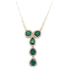 Natural Tsavorite with Diamond 18 Kt yellow gold necklace