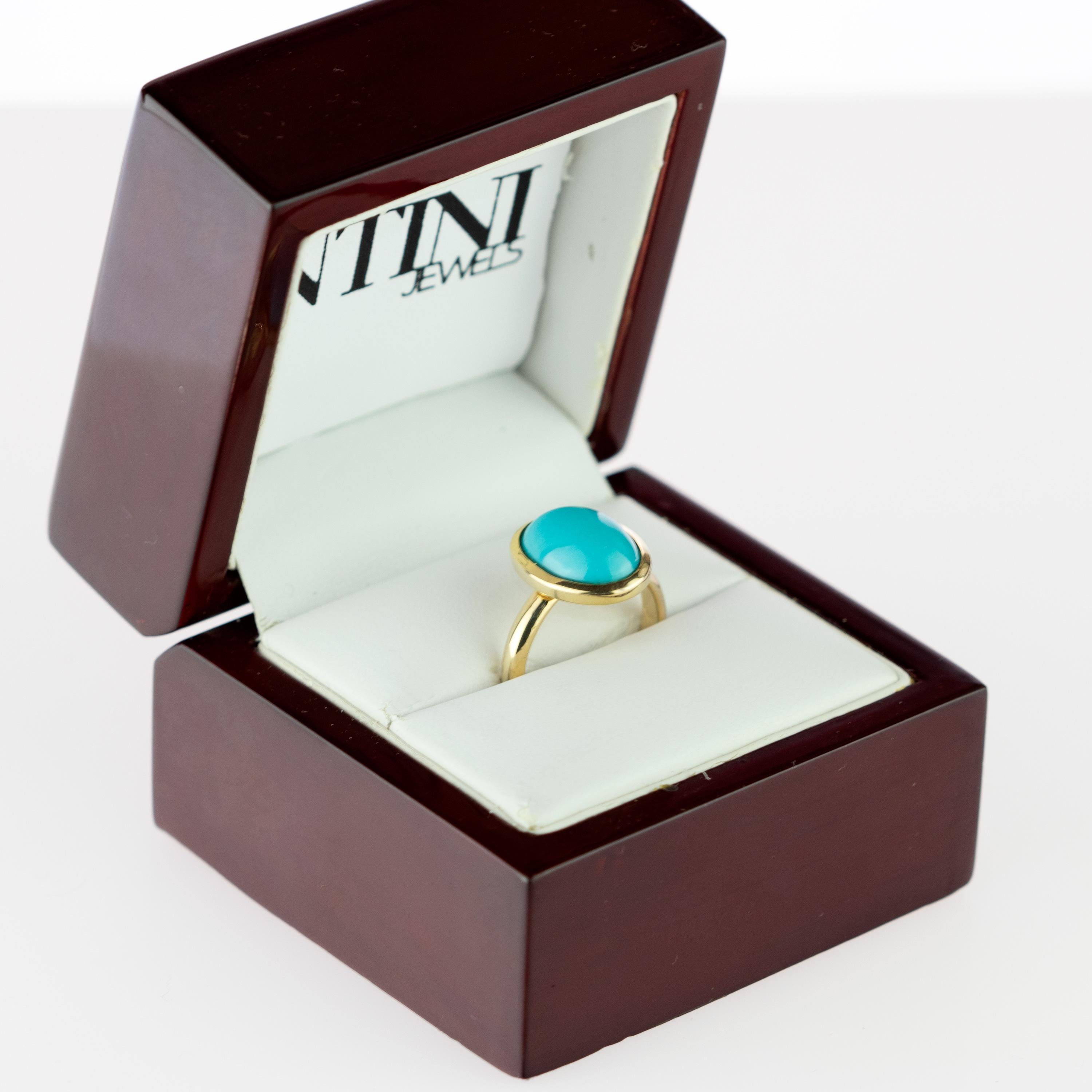 Natural Turquoise 18 Karat Yellow Gold Solitaire Bezel Set Oval Cocktail Ring 3