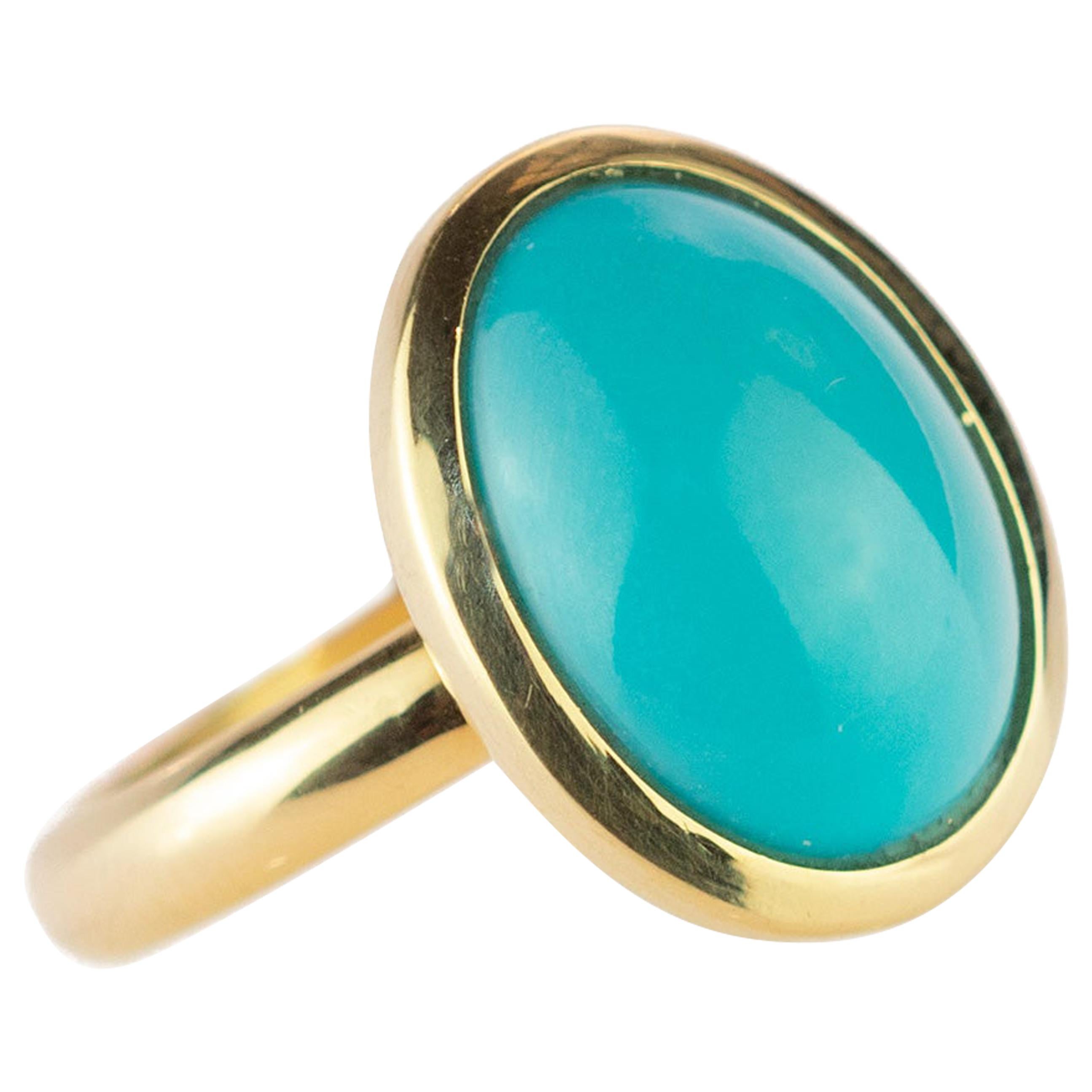 Natural Turquoise 18 Karat Yellow Gold Solitaire Bezel Set Oval Cocktail Ring For Sale