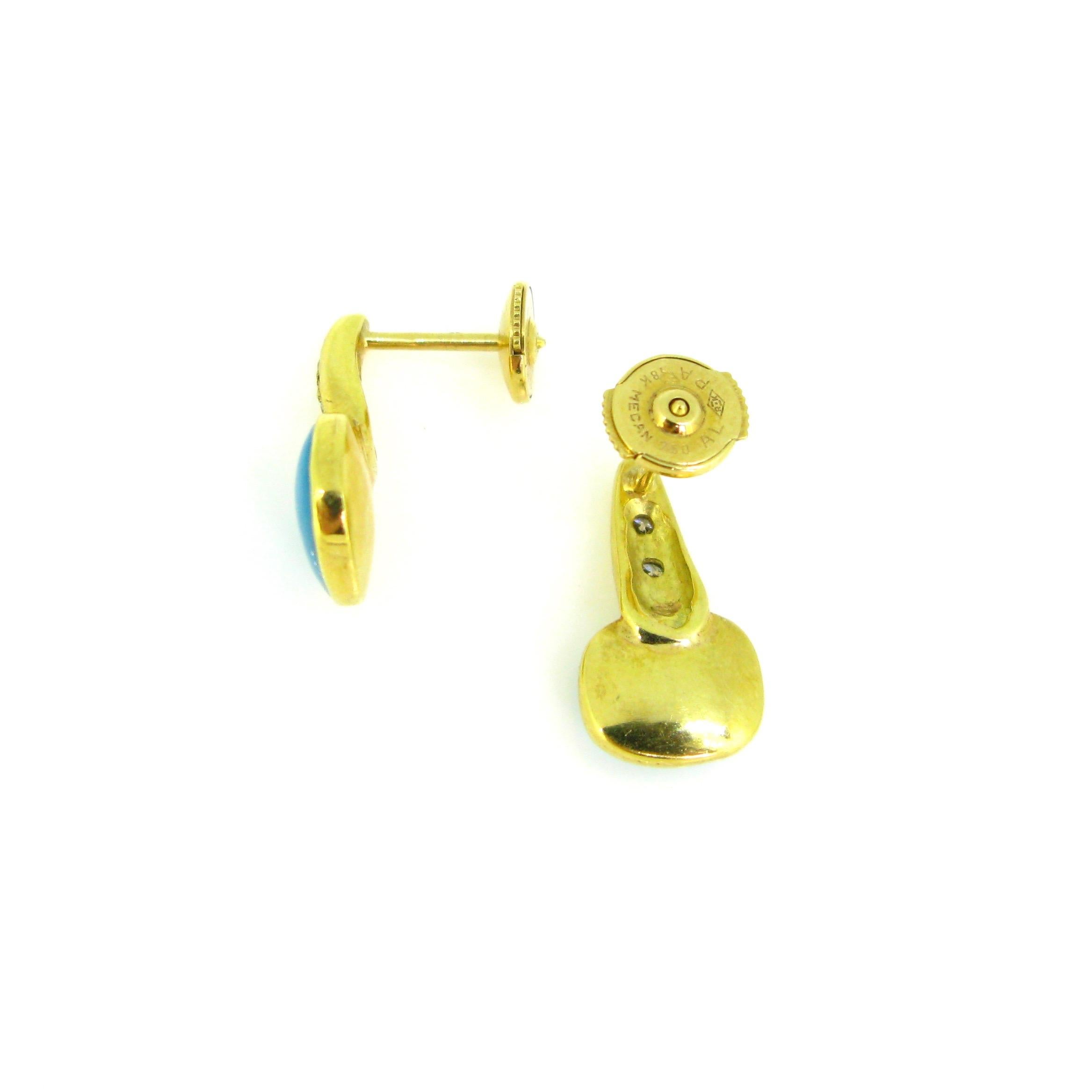 Taille simple Clous d'oreilles en or jaune avec turquoises naturelles et diamants en vente