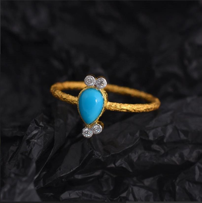 Anello con turchese naturale e diamanti in oro 18 carati in vendita 1