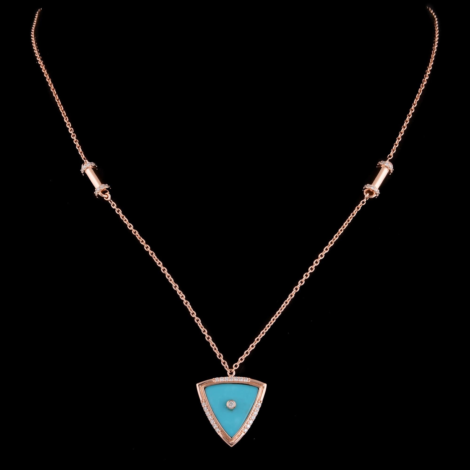 Taille trillion Collier chaîne pendentif triangle en or rose 18 carats avec turquoise naturelle et diamant en vente
