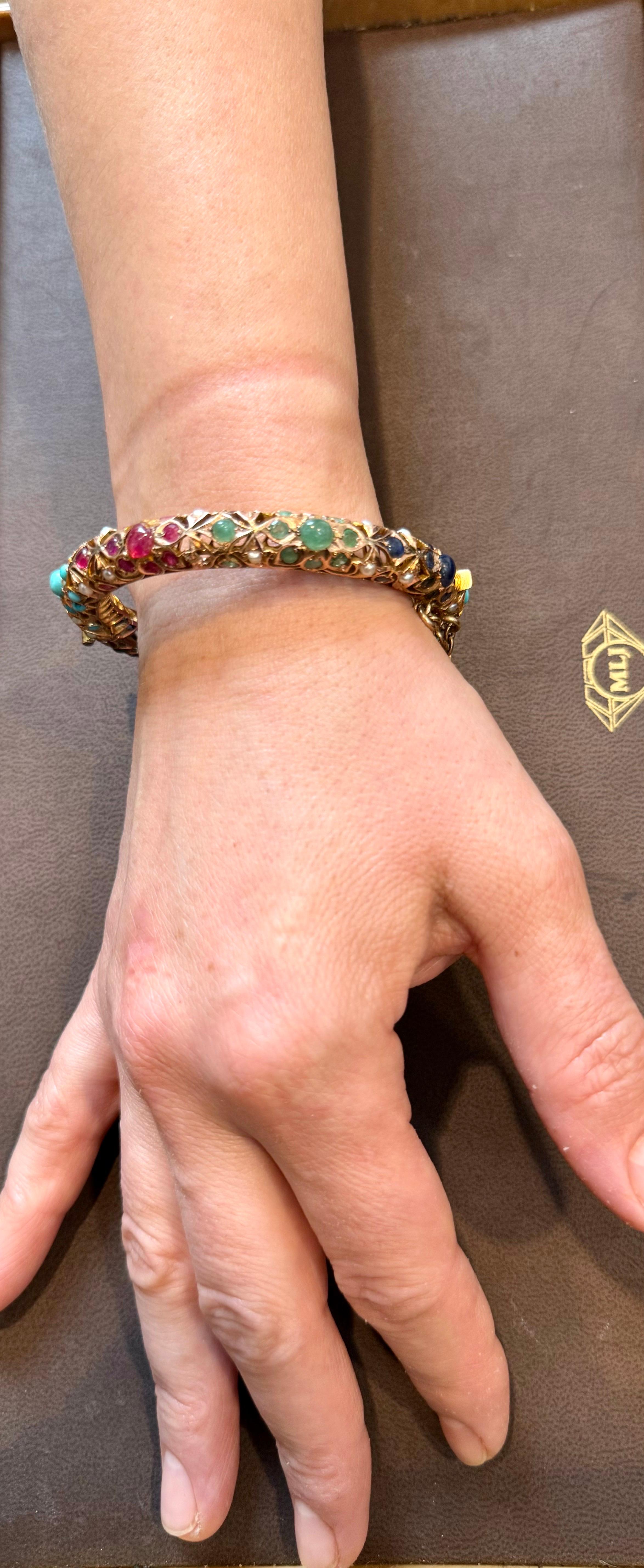 Turquesa natural Esmeralda Rubí Zafiro perla Brazalete de Oro Amarillo de 14 Kt 41 Gm en venta 5