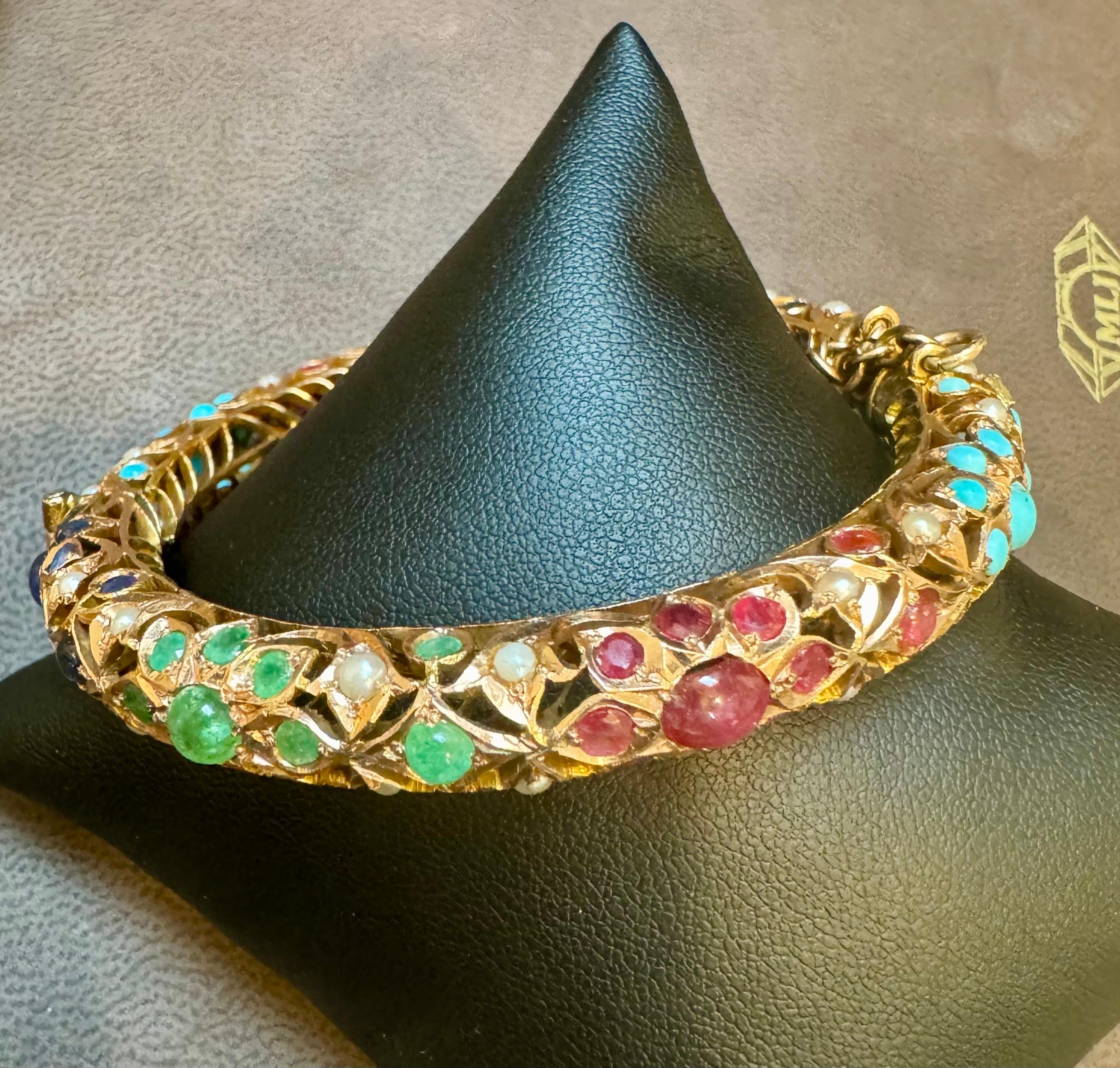 Turquesa natural Esmeralda Rubí Zafiro perla Brazalete de Oro Amarillo de 14 Kt 41 Gm en venta 7