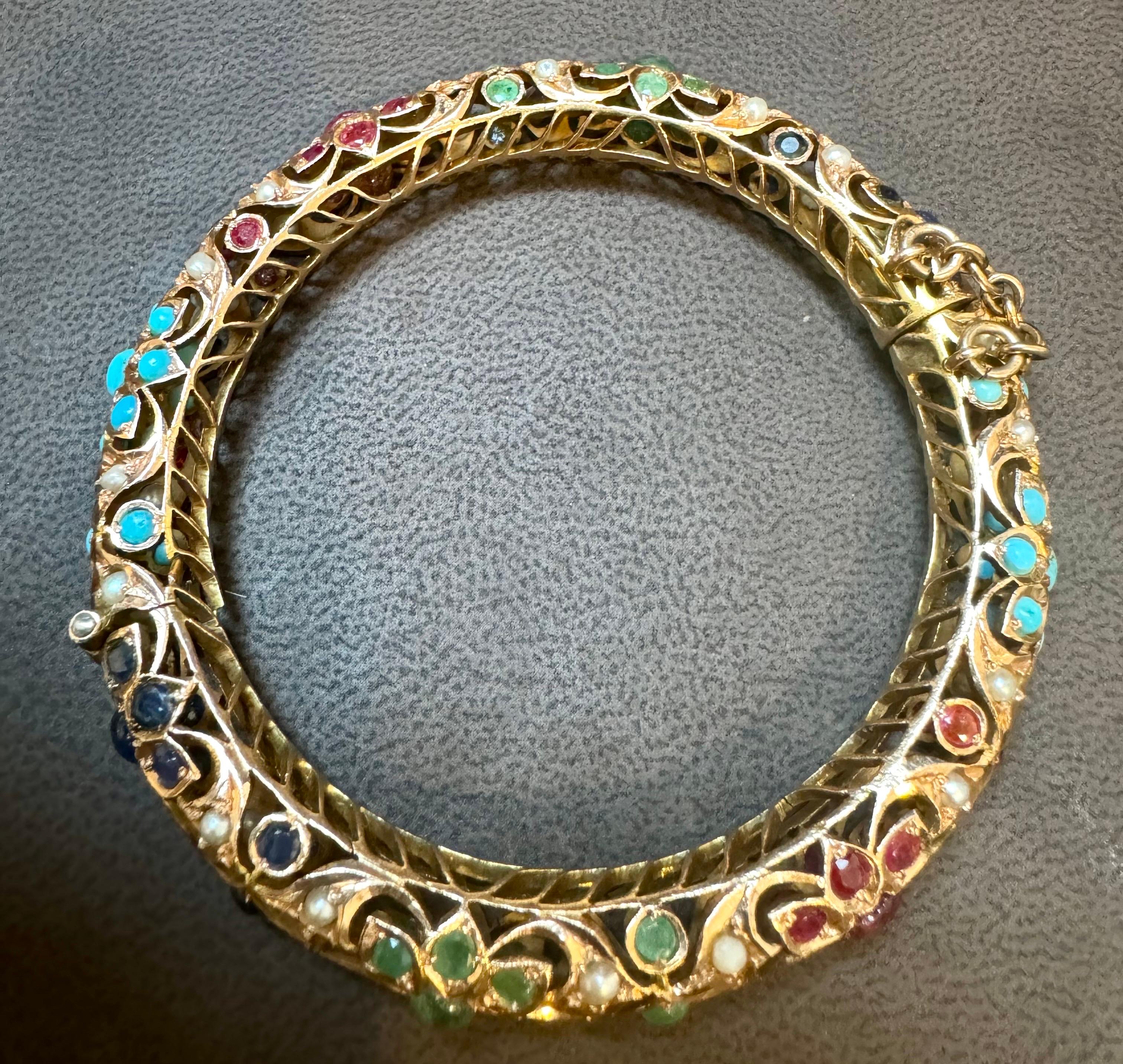 Turquesa natural Esmeralda Rubí Zafiro perla Brazalete de Oro Amarillo de 14 Kt 41 Gm en venta 4