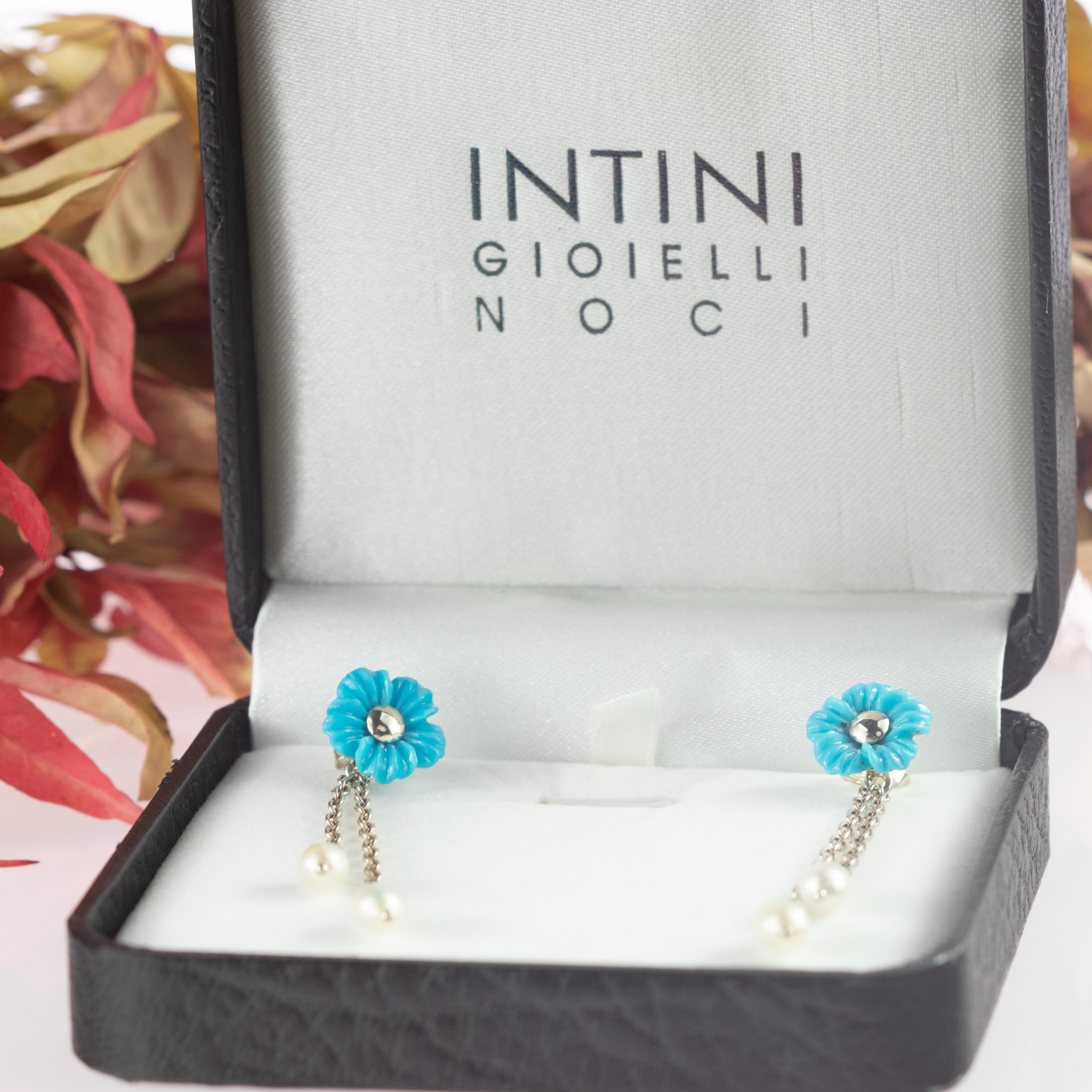 Donna Orecchini con fiori di turchese naturale e perle d'acqua dolce in argento 925 in vendita