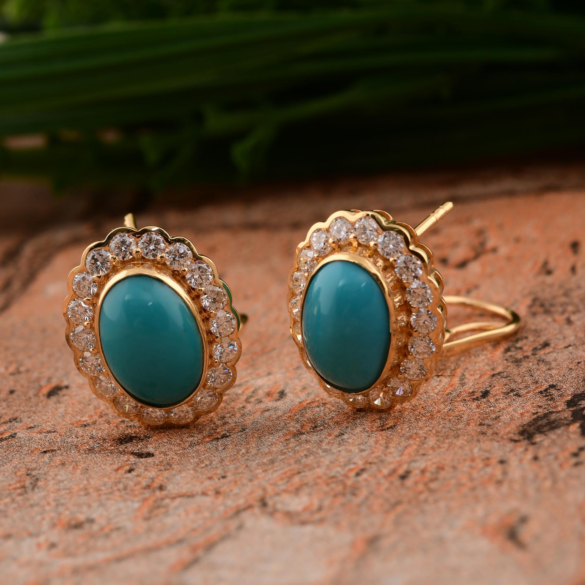 Natural Turquoise Gemstone Earrings SI/H Diamond 18 Karat Yellow Gold Jewelry In New Condition For Sale In Diera, Dubai