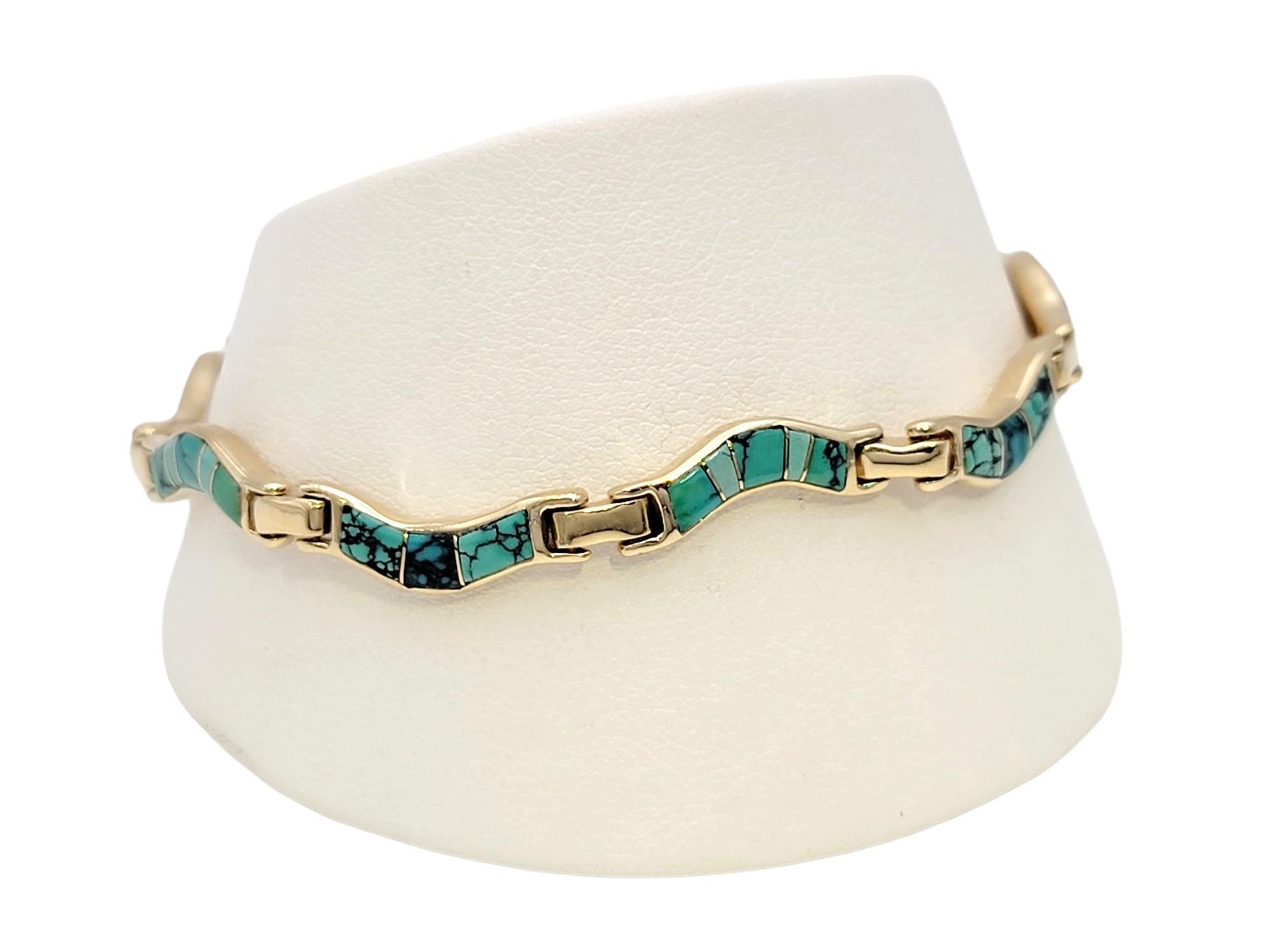 Natural Turquoise Inlay Wavy Link Bracelet in Polished 14 Karat Yellow Gold For Sale 7