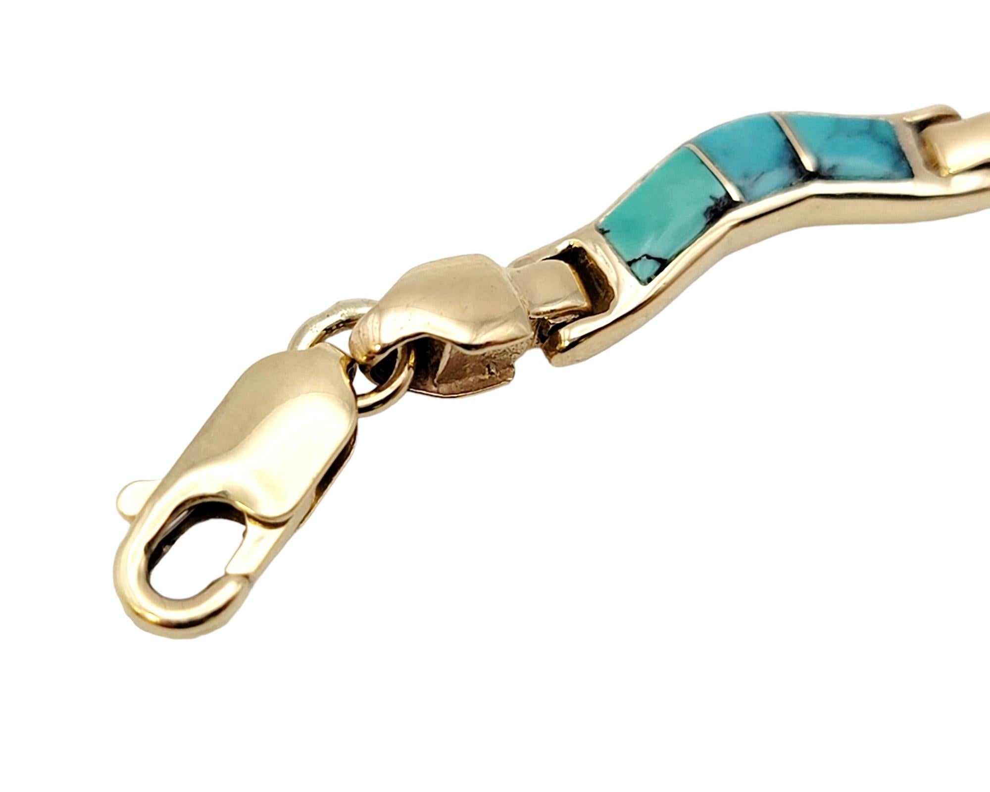 Bracelet à maillons ondulés en or jaune 14 carats poli avec incrustation de turquoises naturelles en vente 3