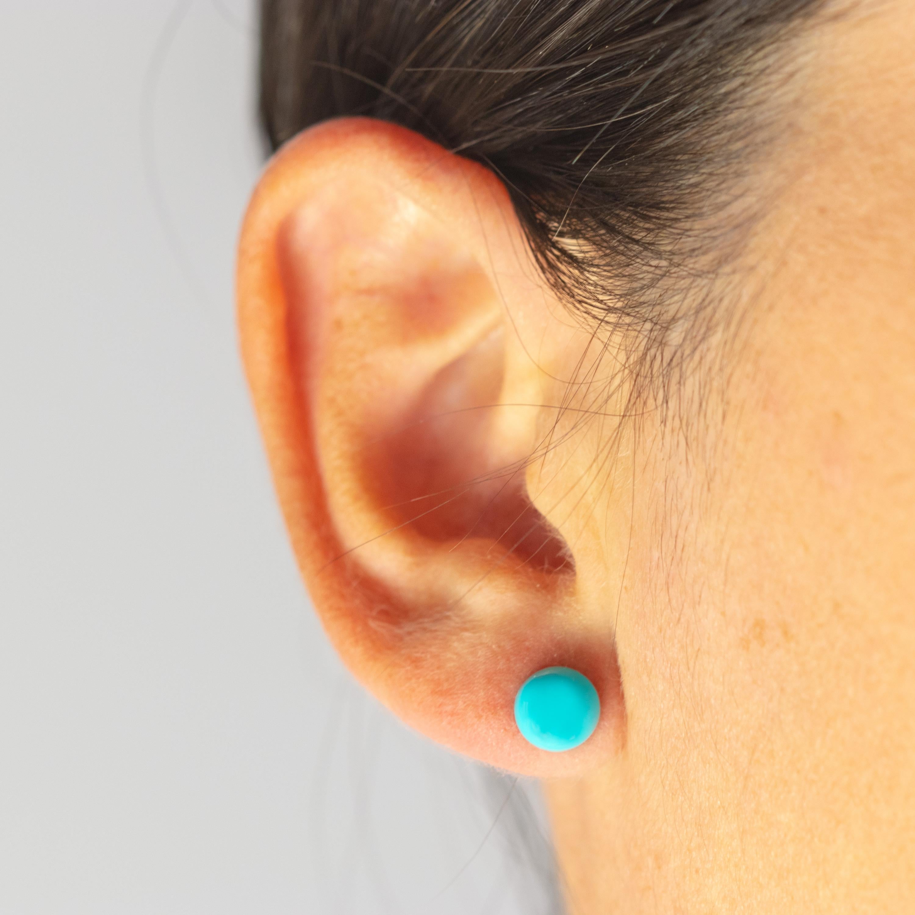 Natural Turquoise Round Cabochon 14 Karat Gold Stud Chic Cocktail Earrings For Sale 4