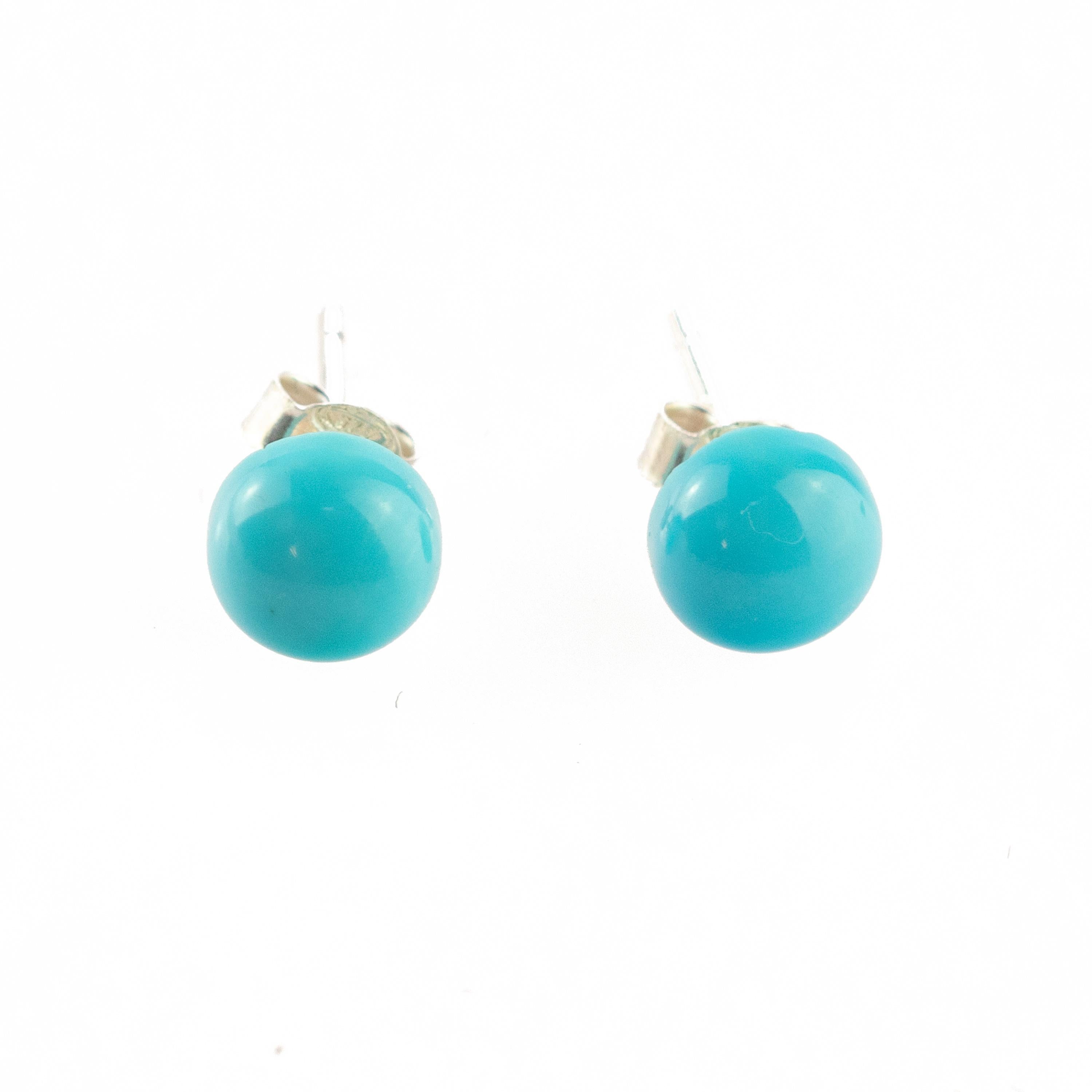 Clous d'oreilles cocktail chics en argent sterling avec turquoise naturelle ronde cabochon Neuf - En vente à Milano, IT