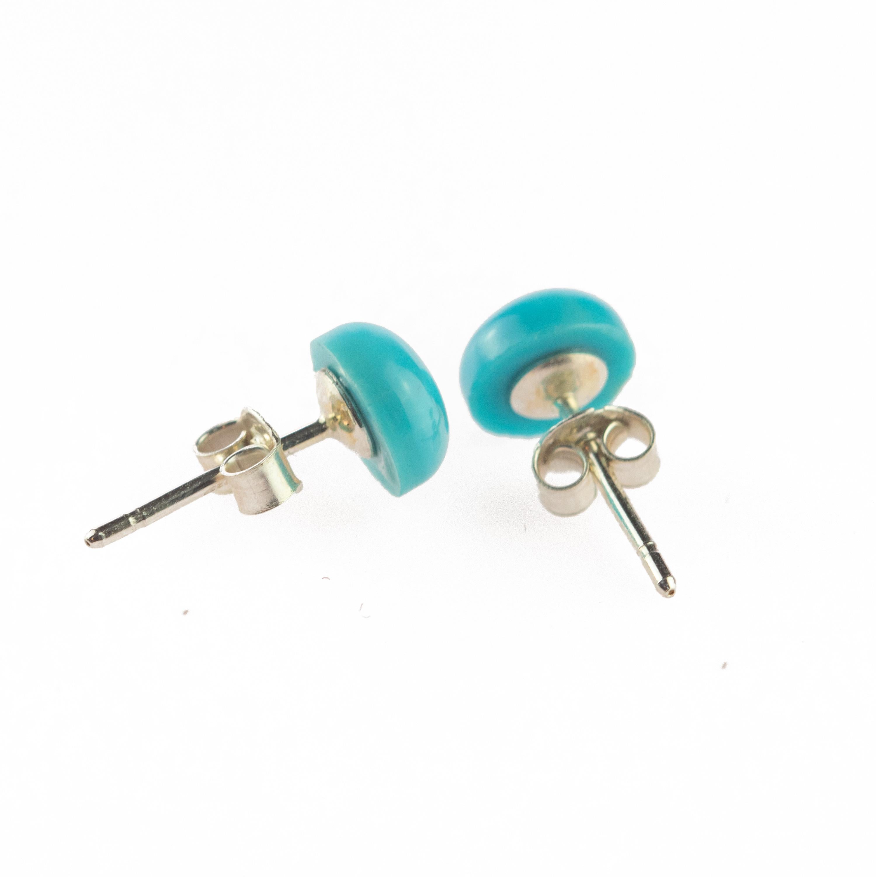 Clous d'oreilles cocktail chics en argent sterling avec turquoise naturelle ronde cabochon Unisexe en vente