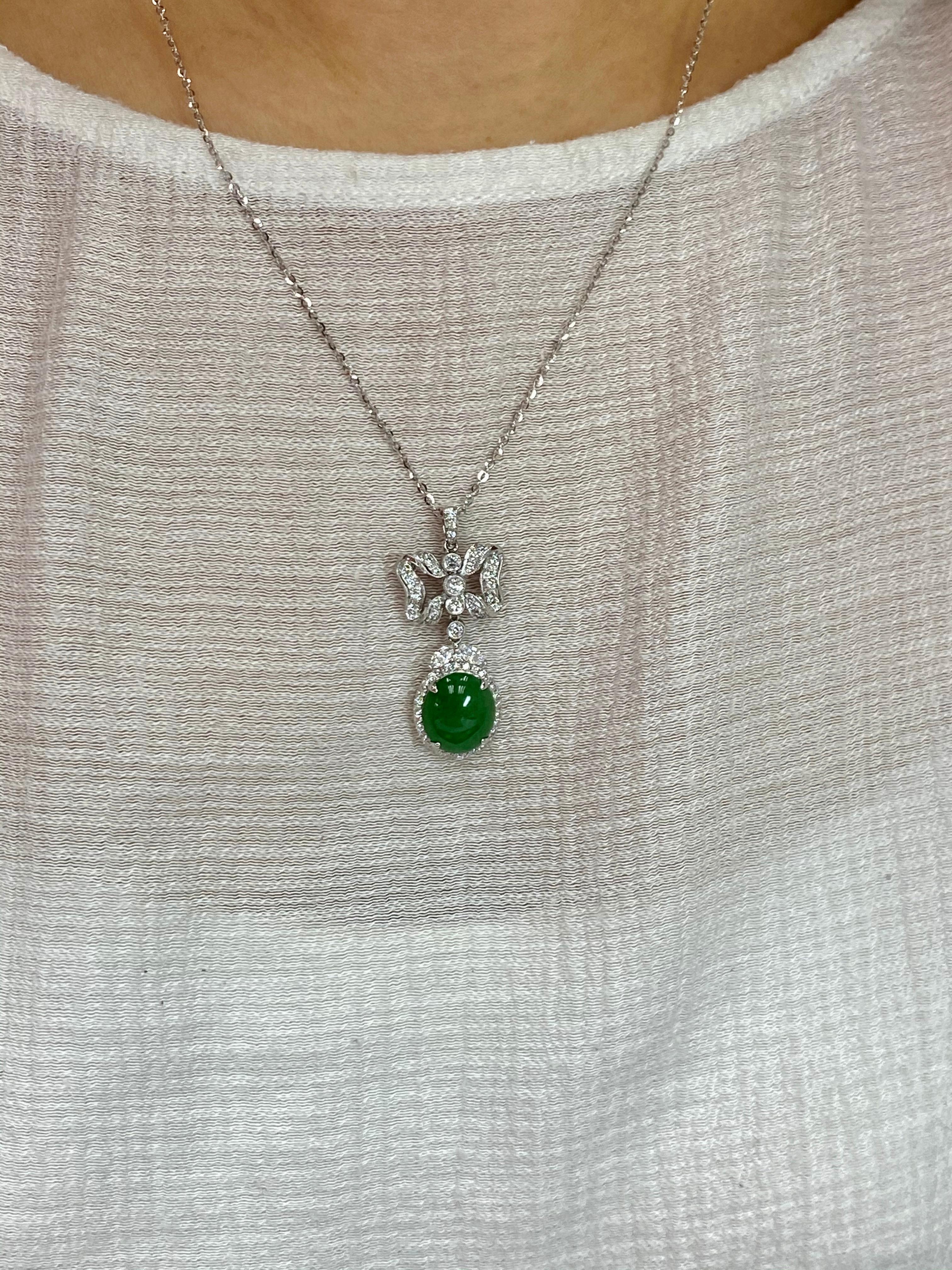 Natural Type A Jadeite Jade Diamond Pendant Drop Necklace, Deep Green Color In New Condition For Sale In Hong Kong, HK